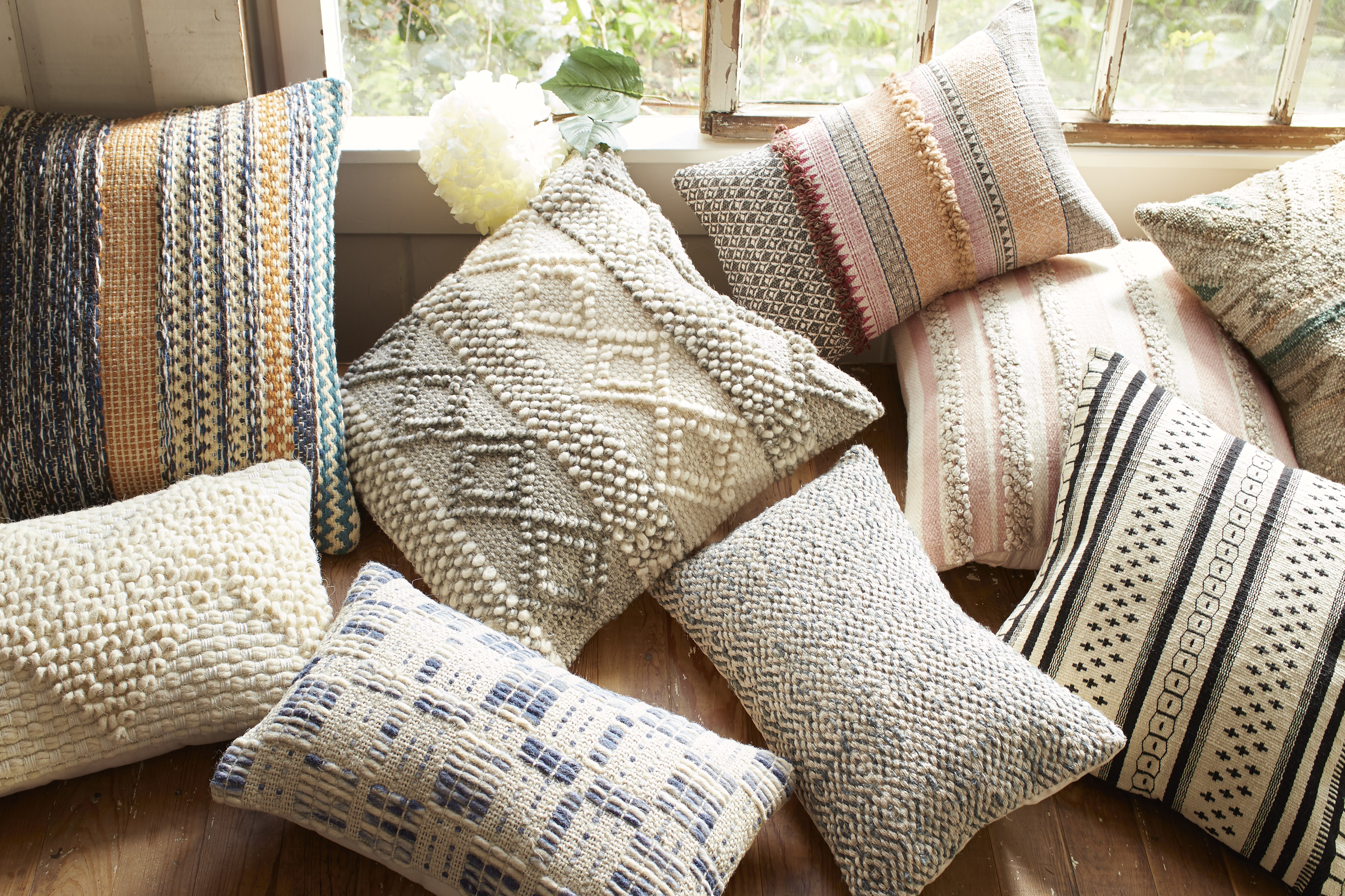 Pier one hot sale decorative pillows