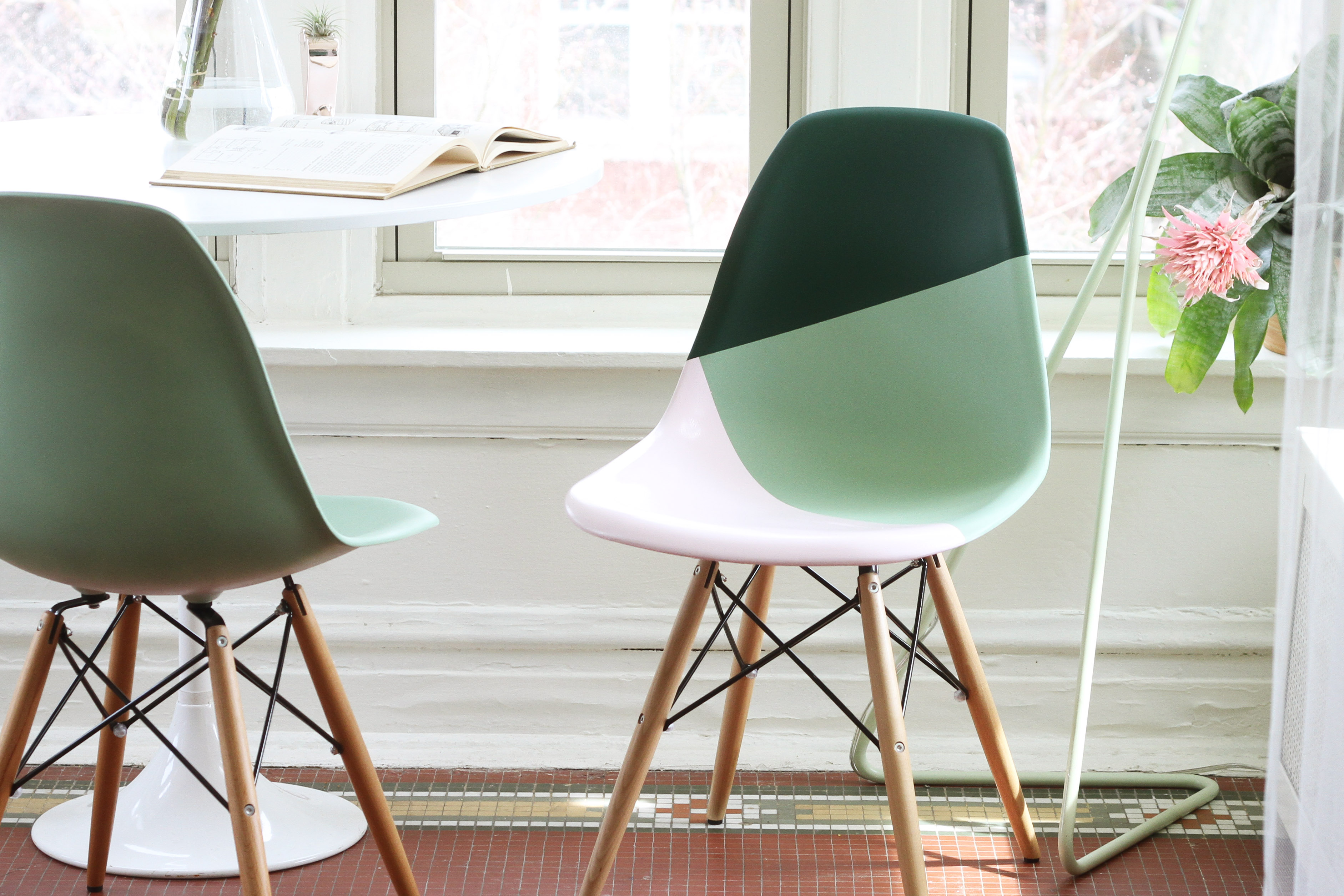 best paint for resin chairs