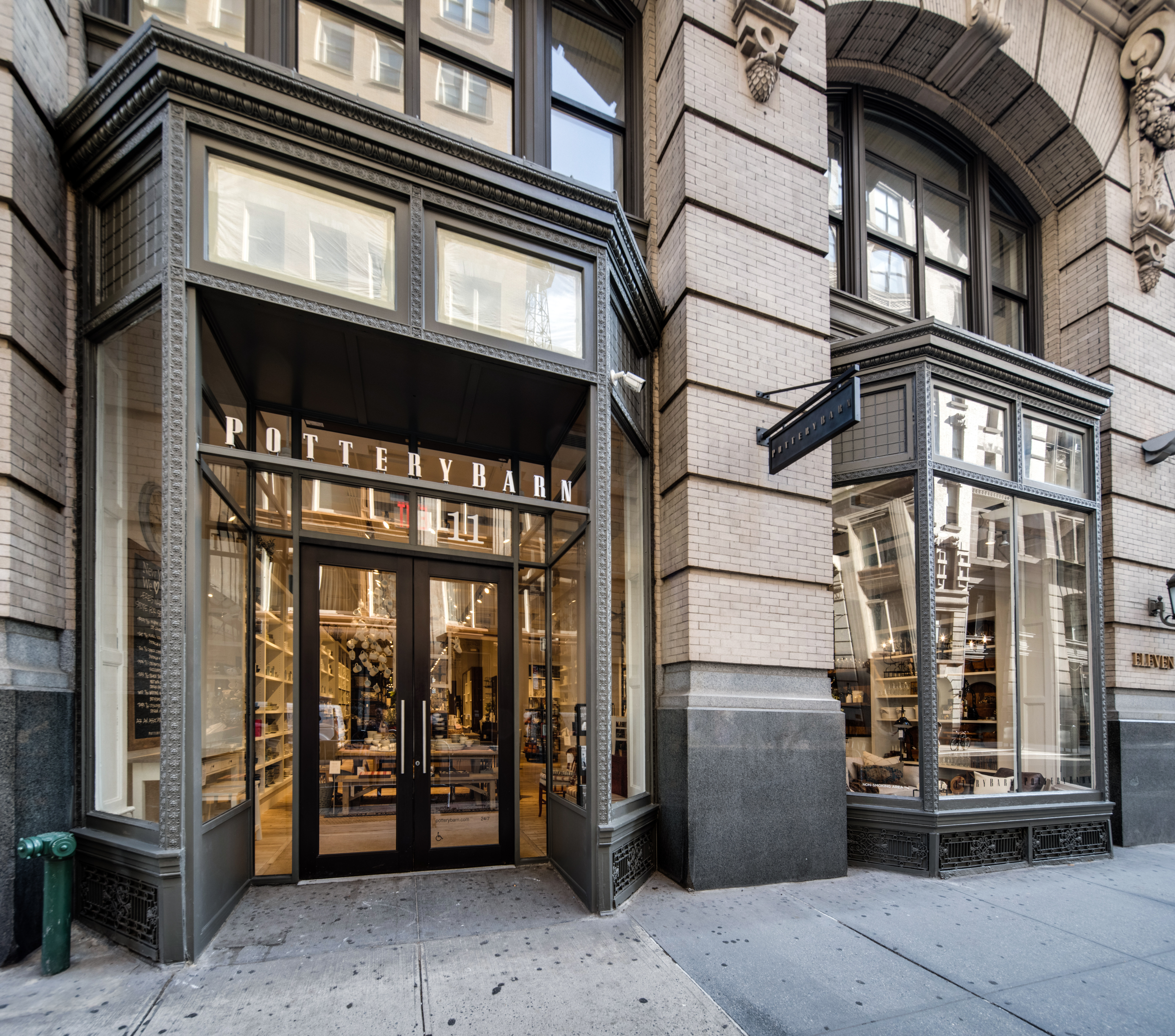 Pottery Barn  Shopping in Midtown West, New York