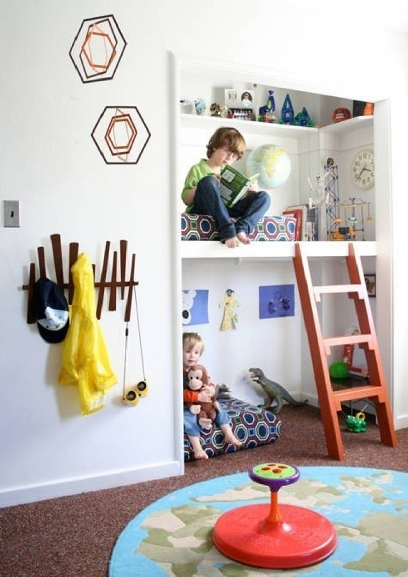 6 Creative Ways to Use the Space in Kids' Closets