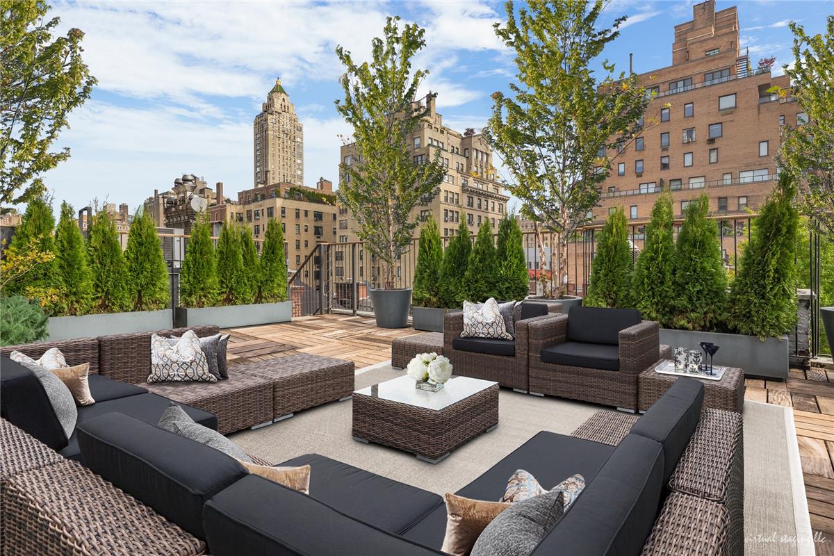 Michael Jackson Nyc Former Townhouse For Photos