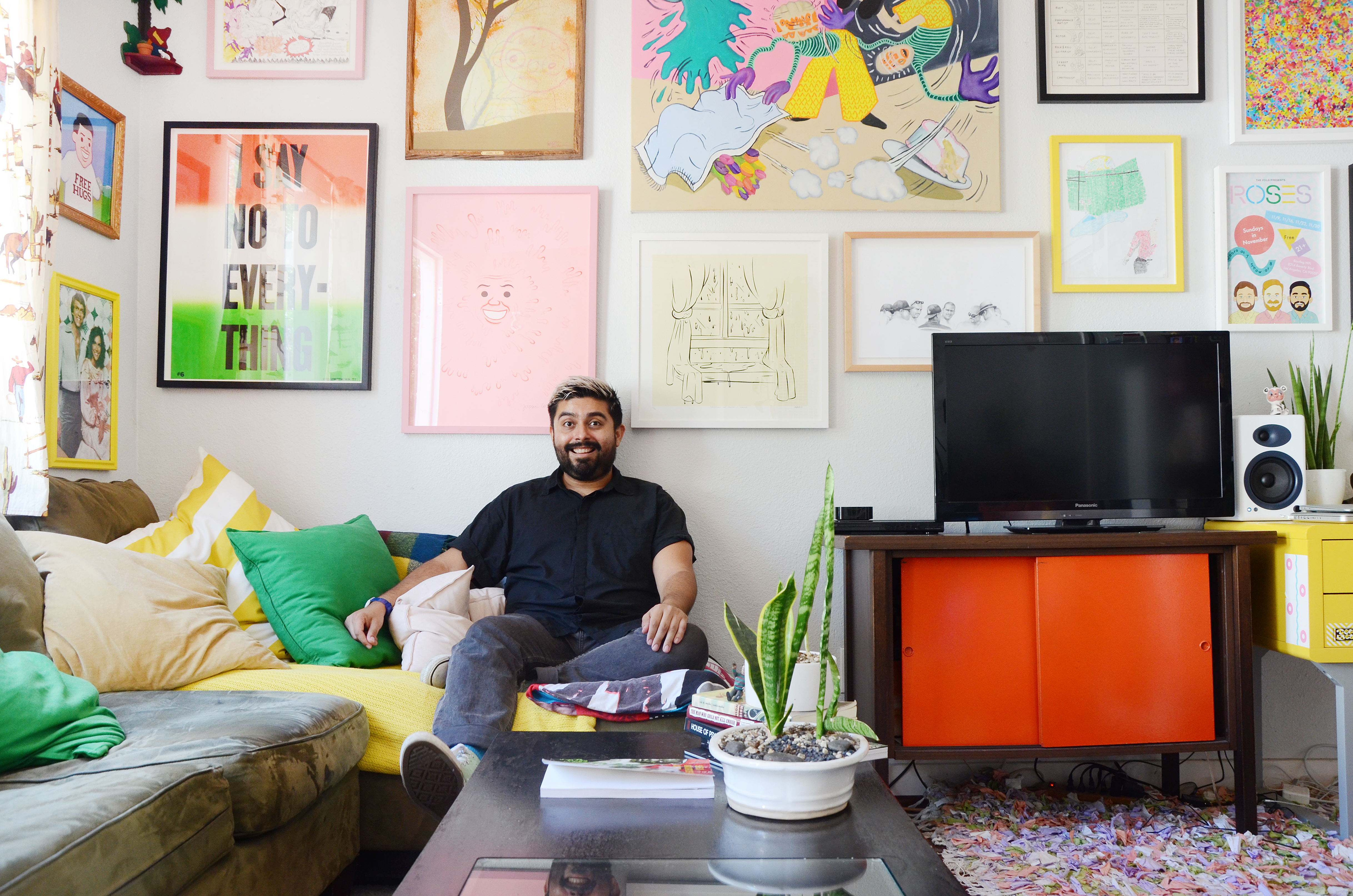House Tour An La Musician S Colorful Playful Home Apartment Therapy