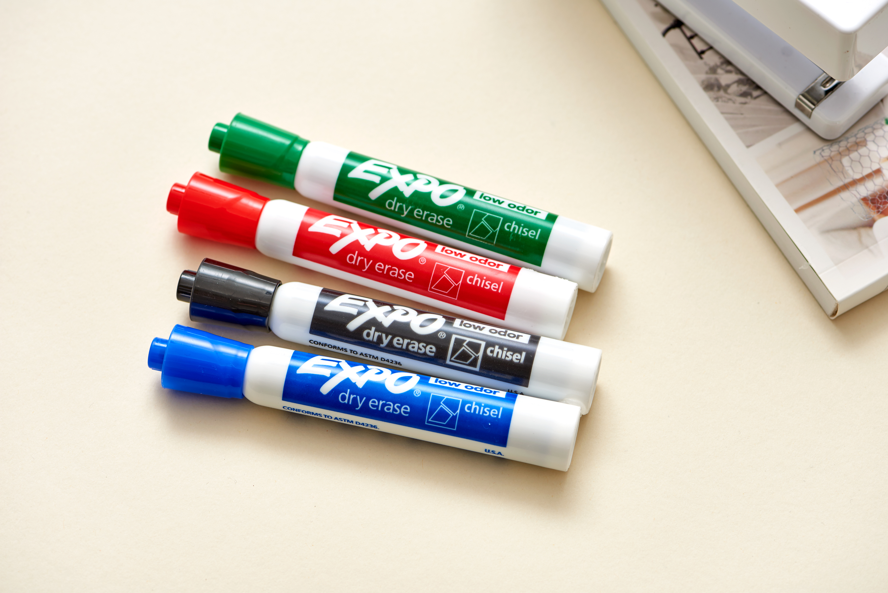 How to Use Dry-Erase Markers on Windows and Mirrors  Dry erase markers,  Dry erase, Display family photos