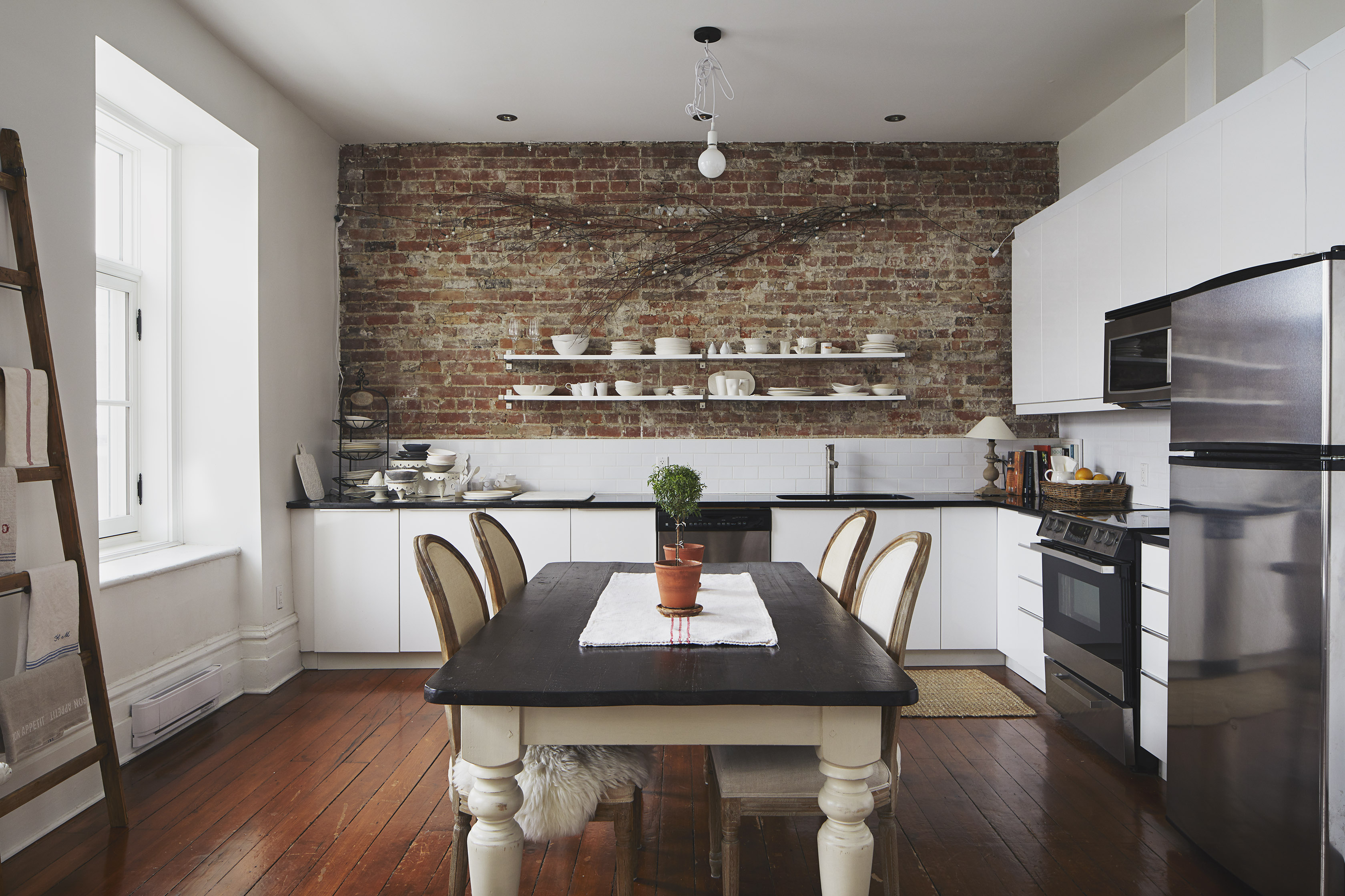 House Tour A Ceramicist S Rustic Montreal Loft Apartment Therapy