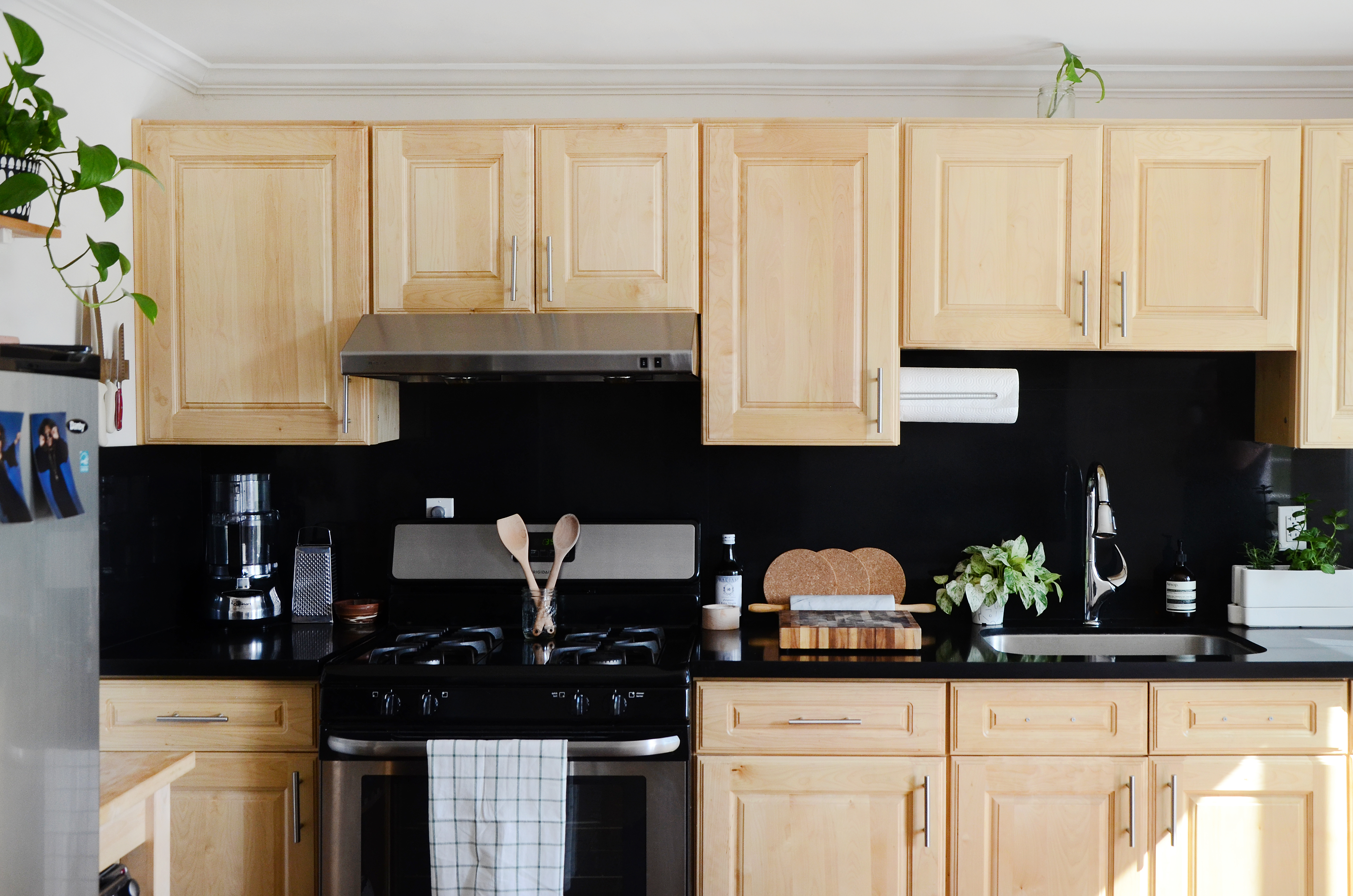 Oak Kitchen Reveal: From Builder Grade to Custom Made - Evolution of Style