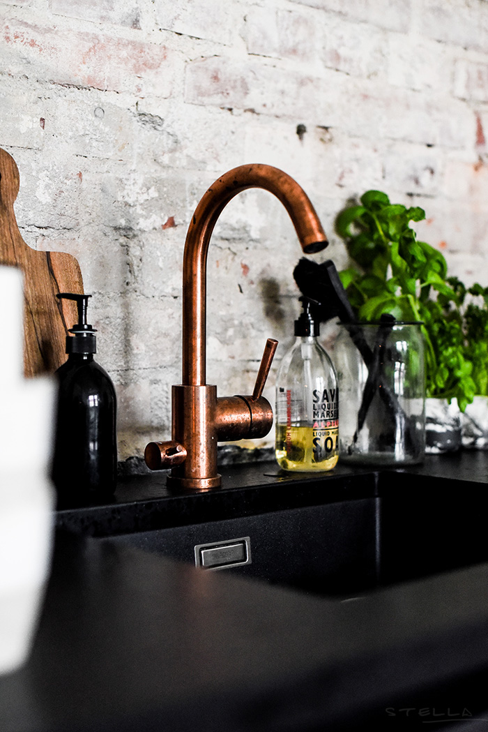 Black Kitchen Sink Ideas