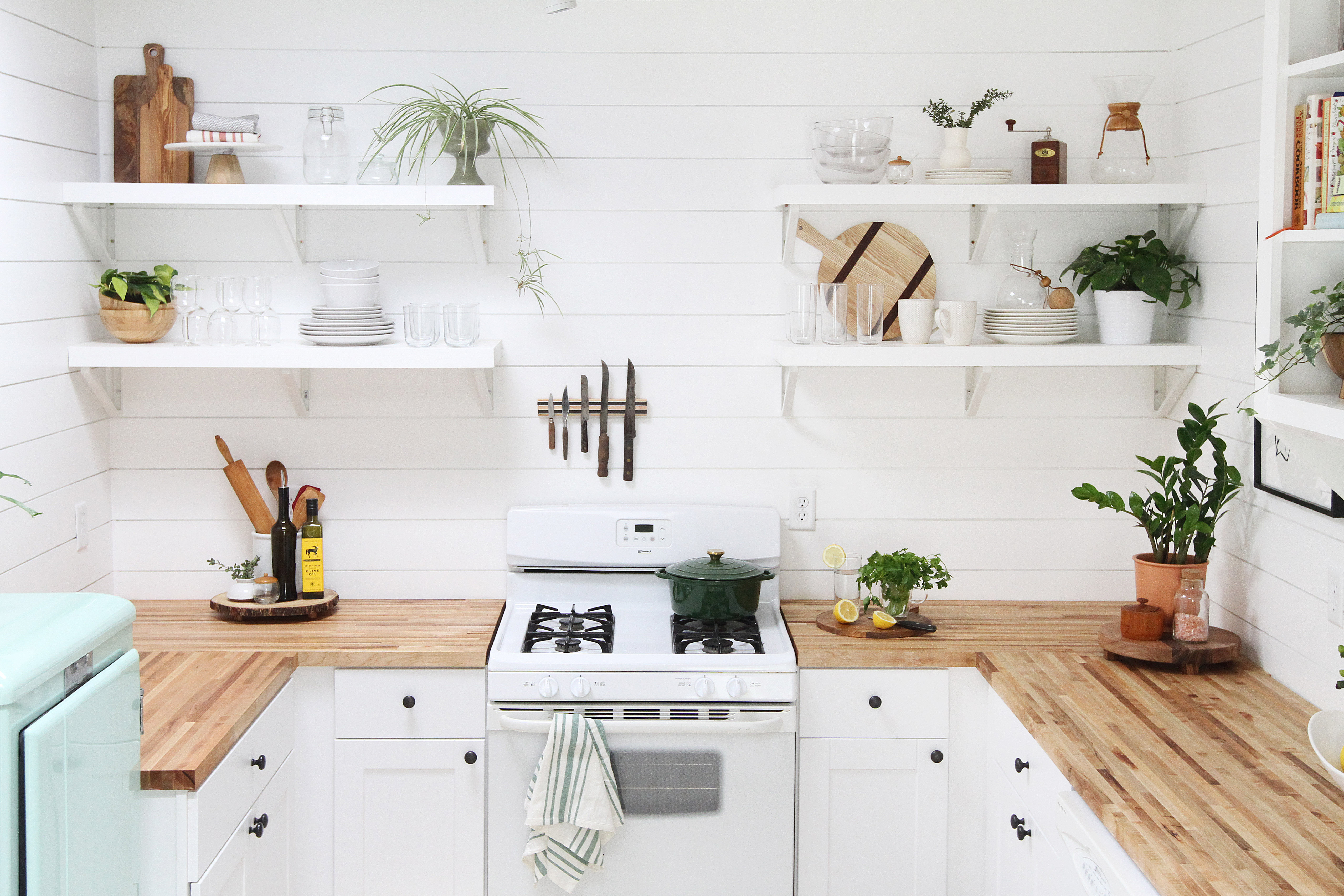Kitchen Remodel Cost How To Save Money Tips Apartment