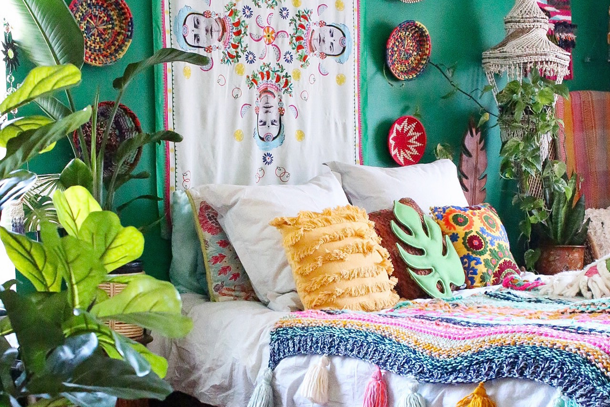 colorful bedroom walls