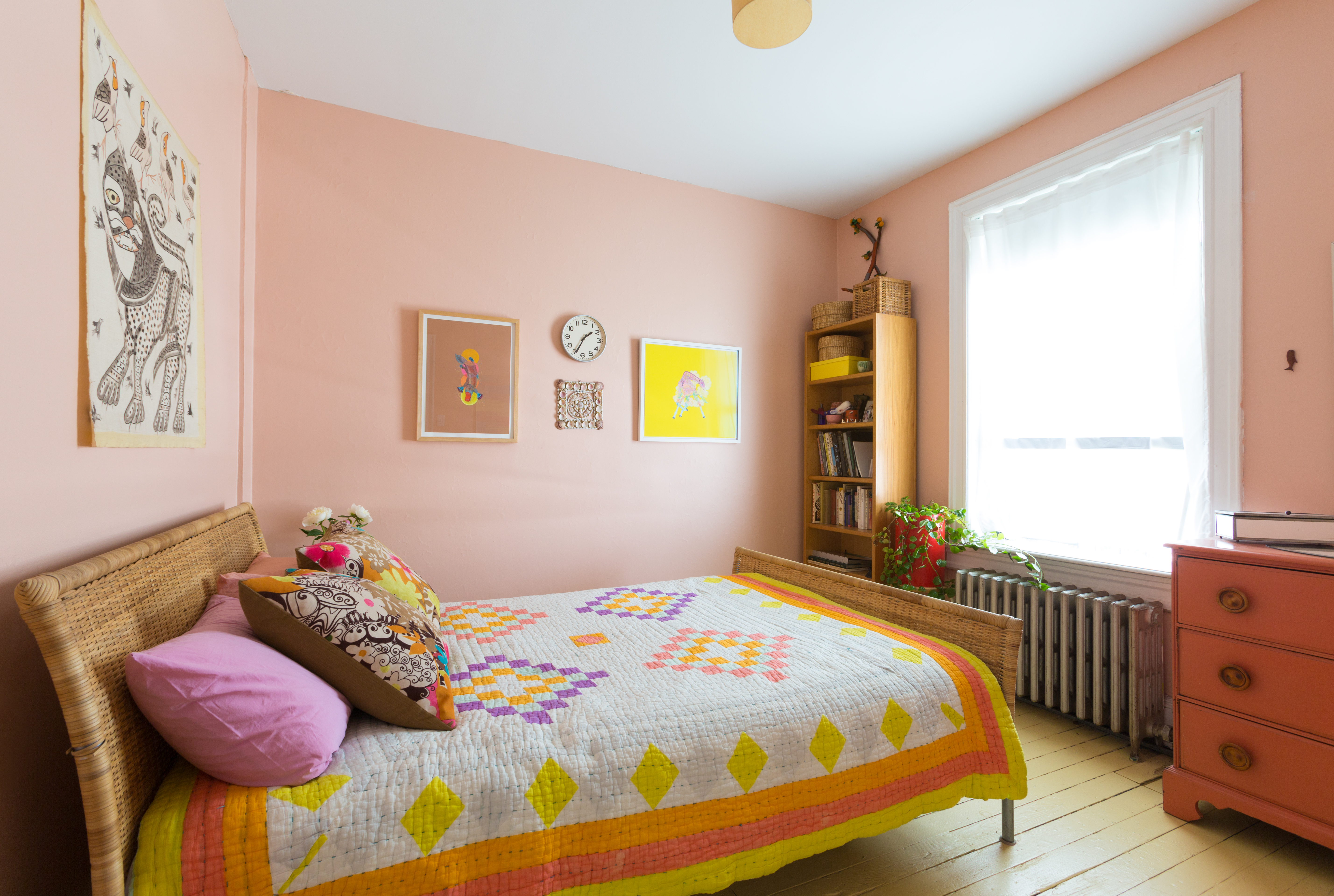Brooklyn Home Tour A Small Colorful Apartment Therapy