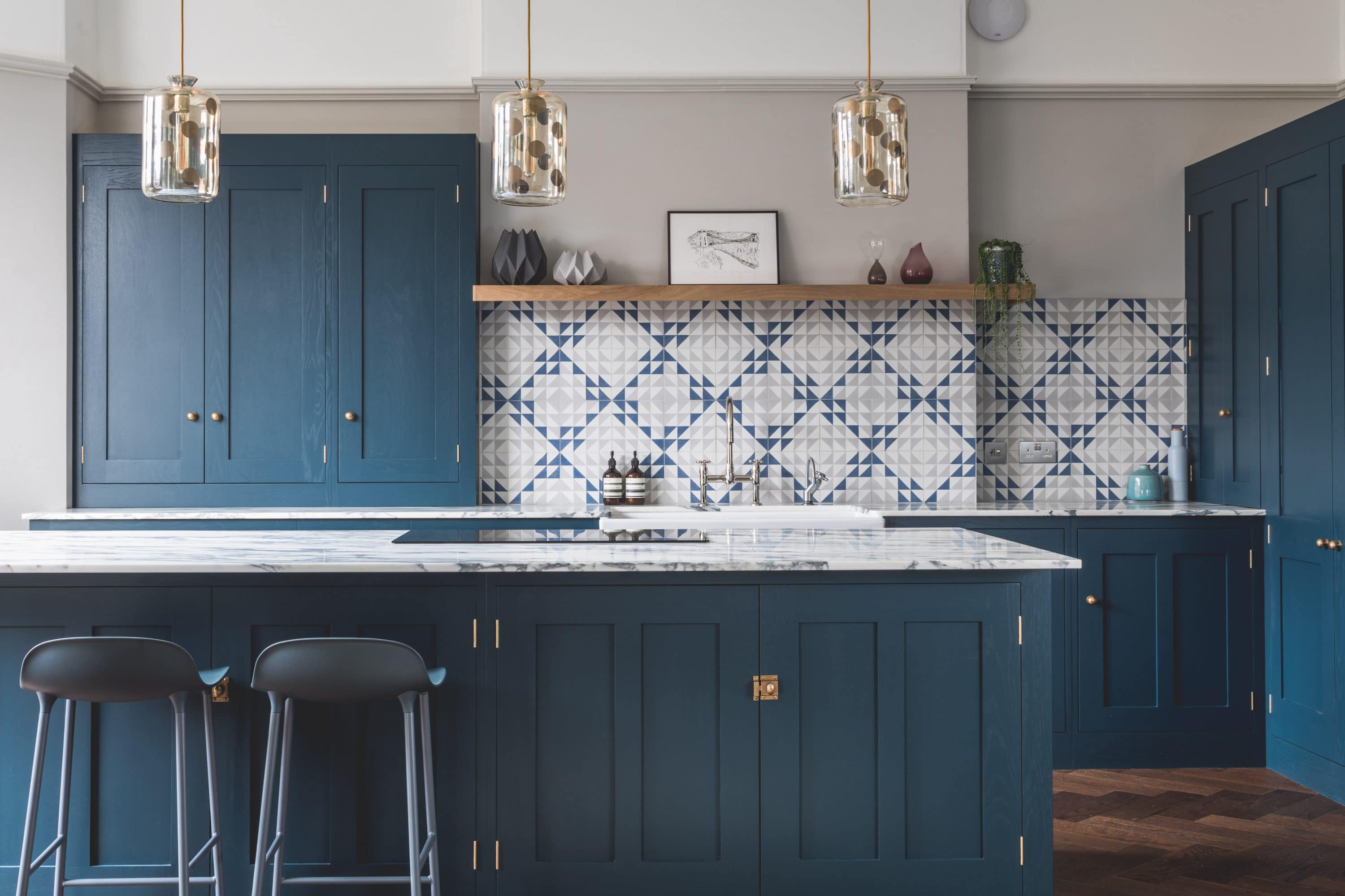 blue kitchen cabinets paint