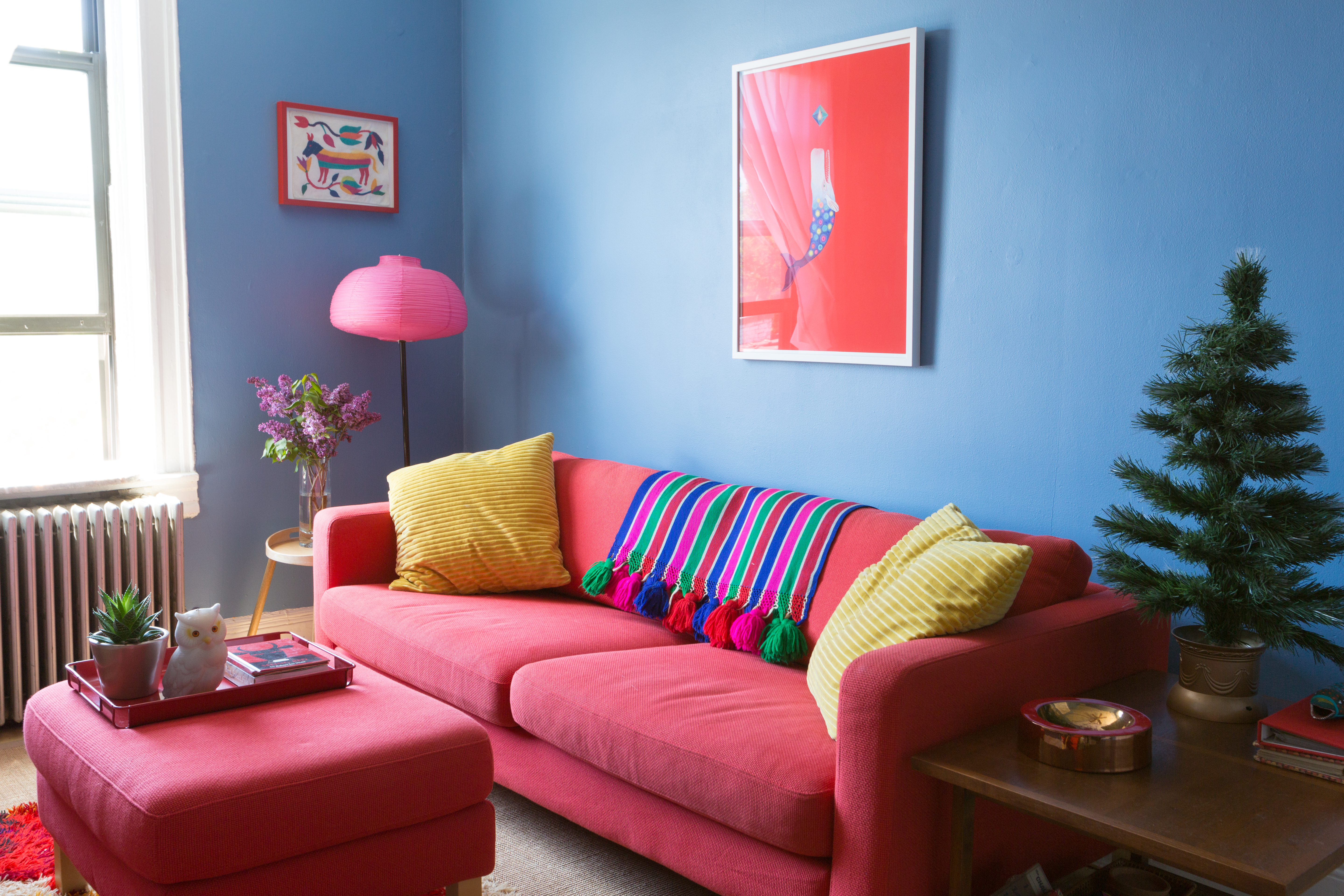 Brooklyn Home Tour A Small Colorful Apartment Therapy Every Room Is A Diffe Color In This Artist S Bold Brooklyn Apartment