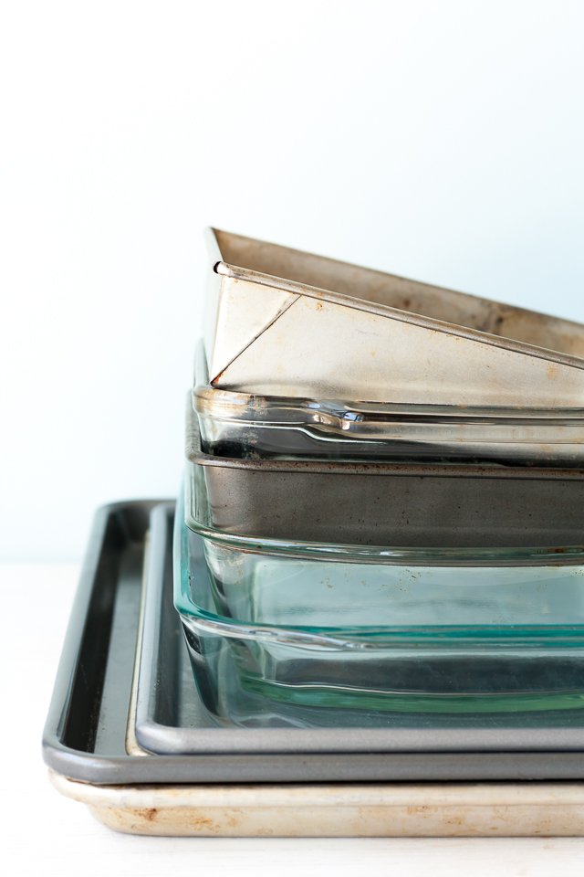 You Should Never Put A Glass Casserole Dish On The Stove. Here's Why