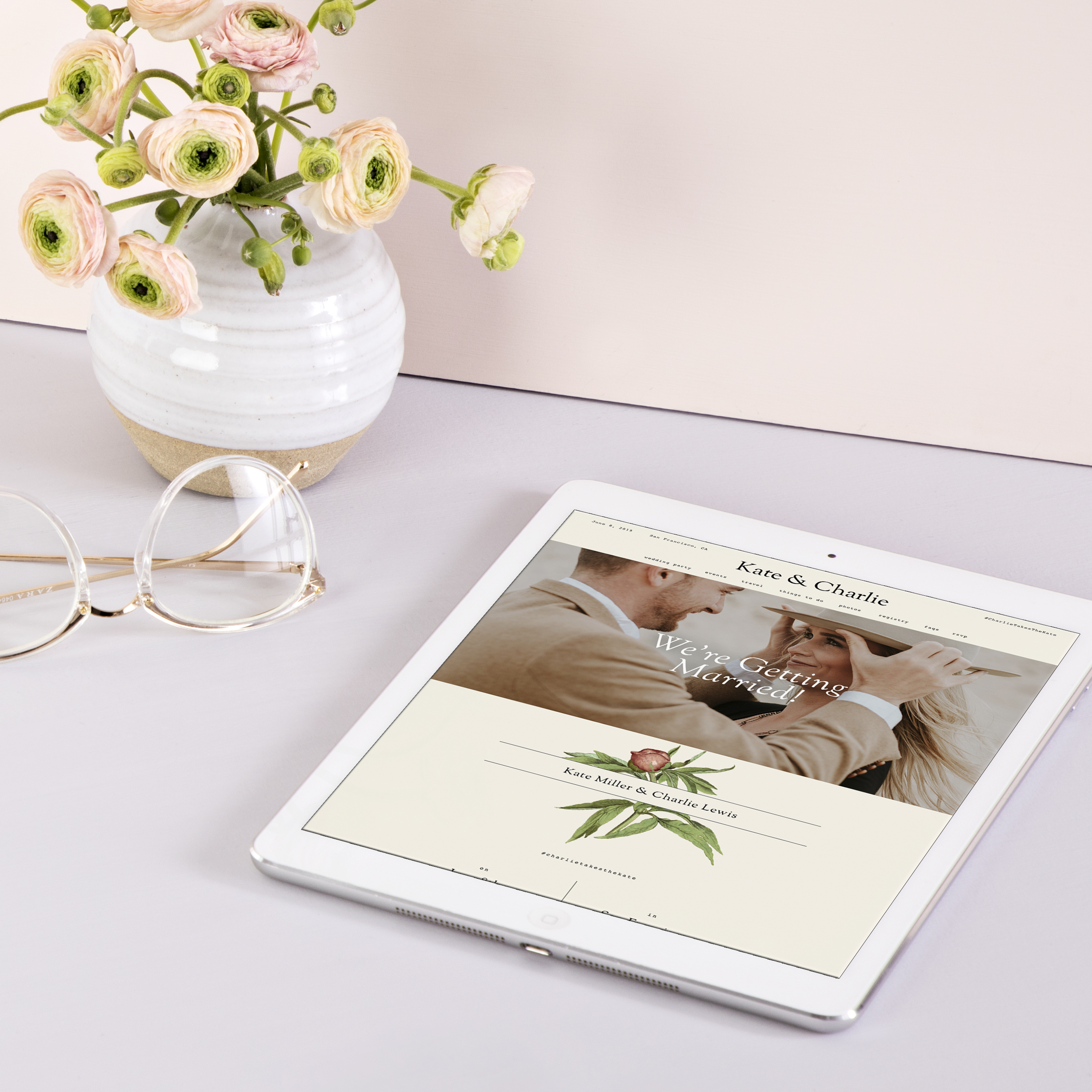 The Creative Cubby: Polaroid Wedding Guest Book