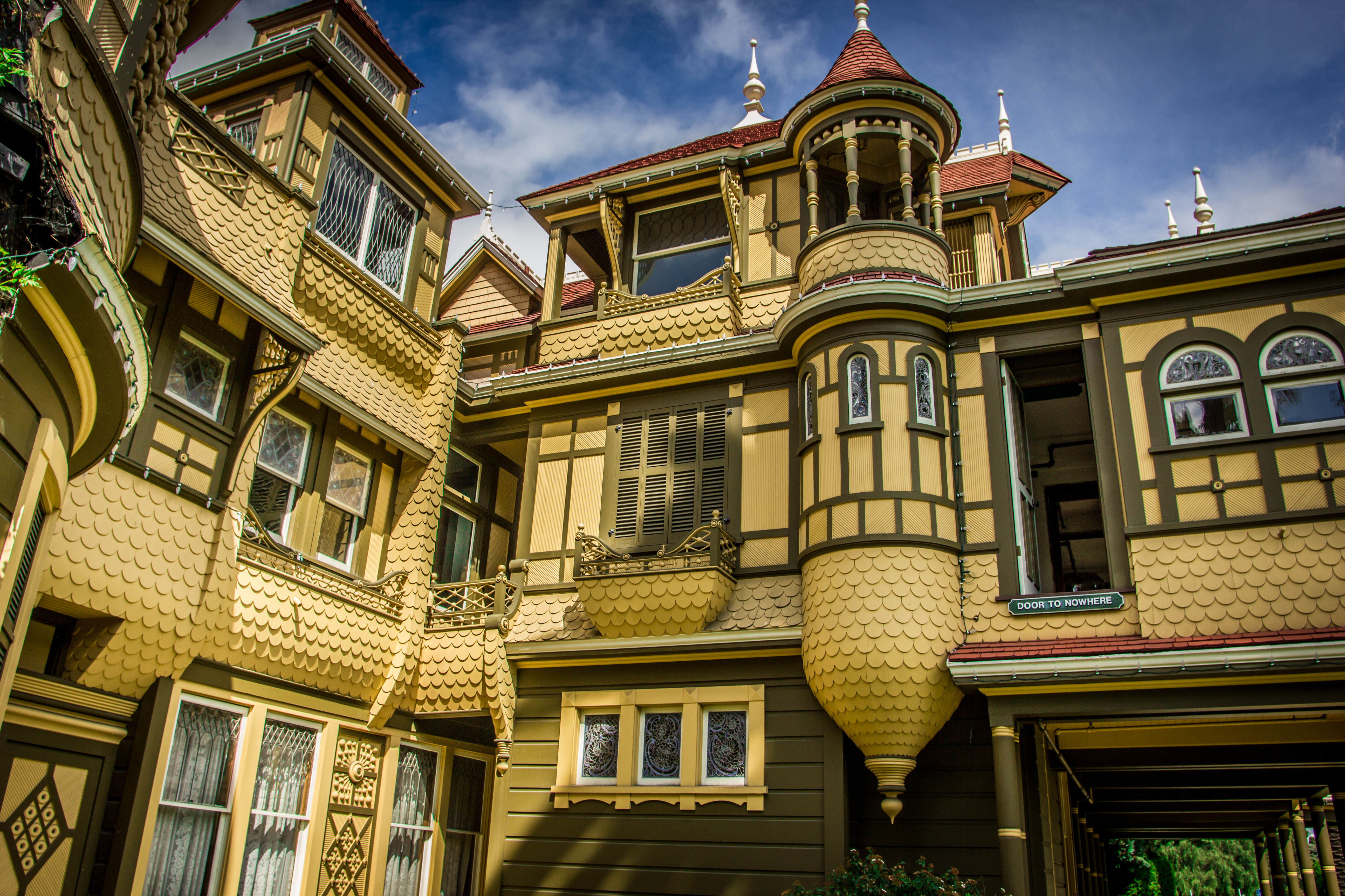 Real Haunted Houses to Visit