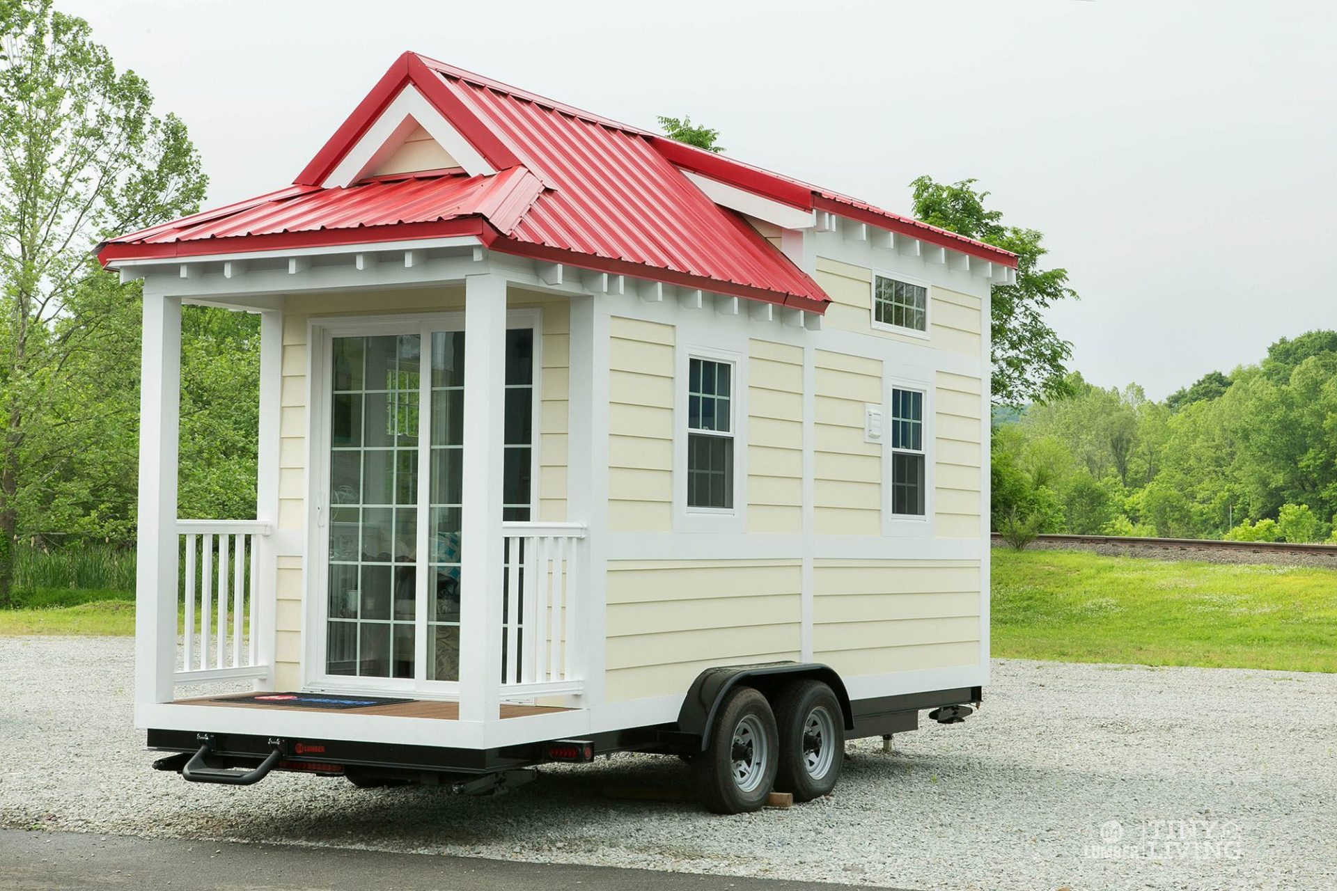8 Tiny Houses You Can Buy For Under 30 000 Apartment Therapy
