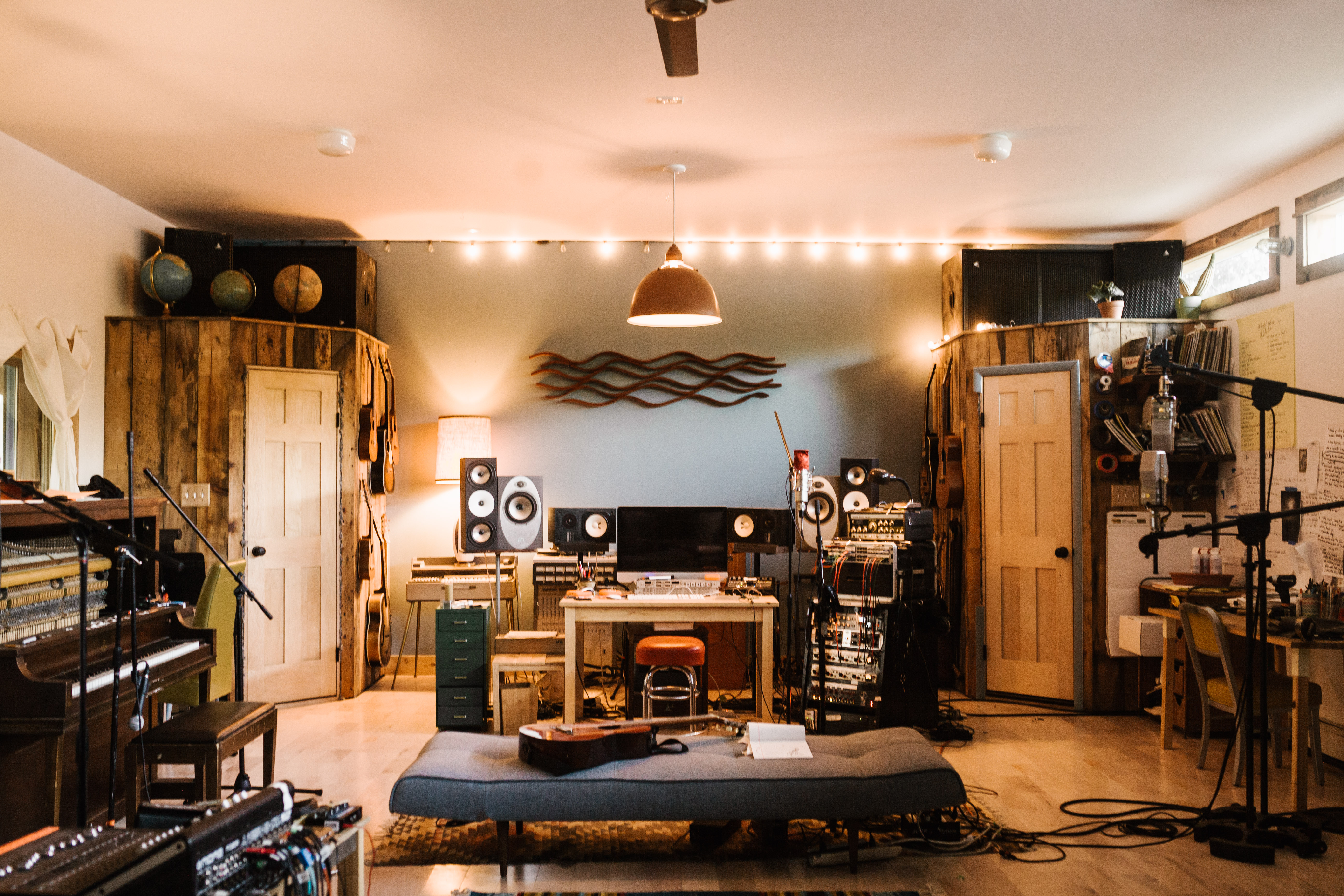 Converted Barn Home Tour Of Gregory Alan Isakov Apartment Therapy