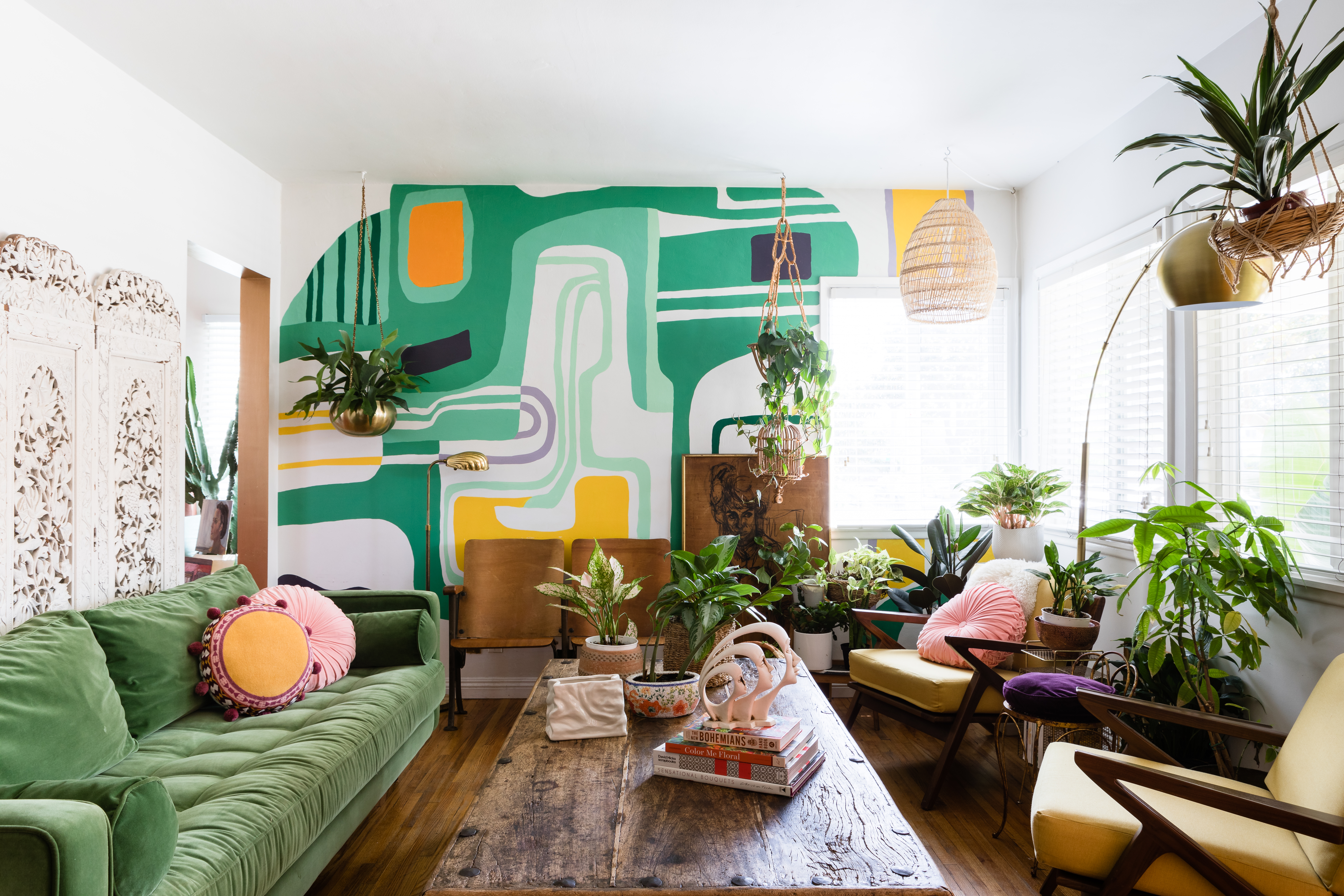 How to Paint a DIY Wall Mural at Home in 5 Steps, Architectural Digest