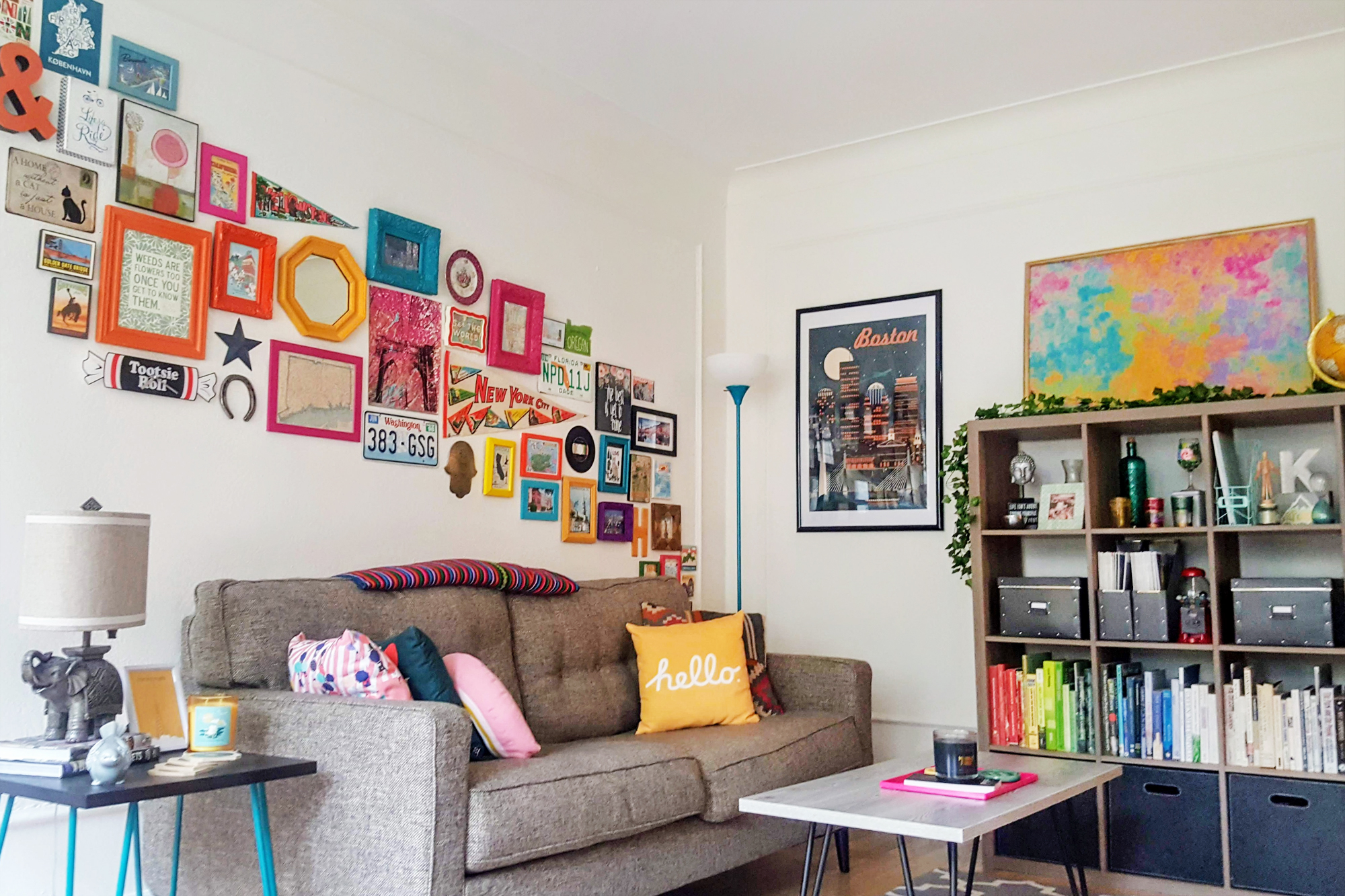 Renter Friendly Colorful Decor Ideas Boston Apartment | Apartment Therapy, image size:2000x1333