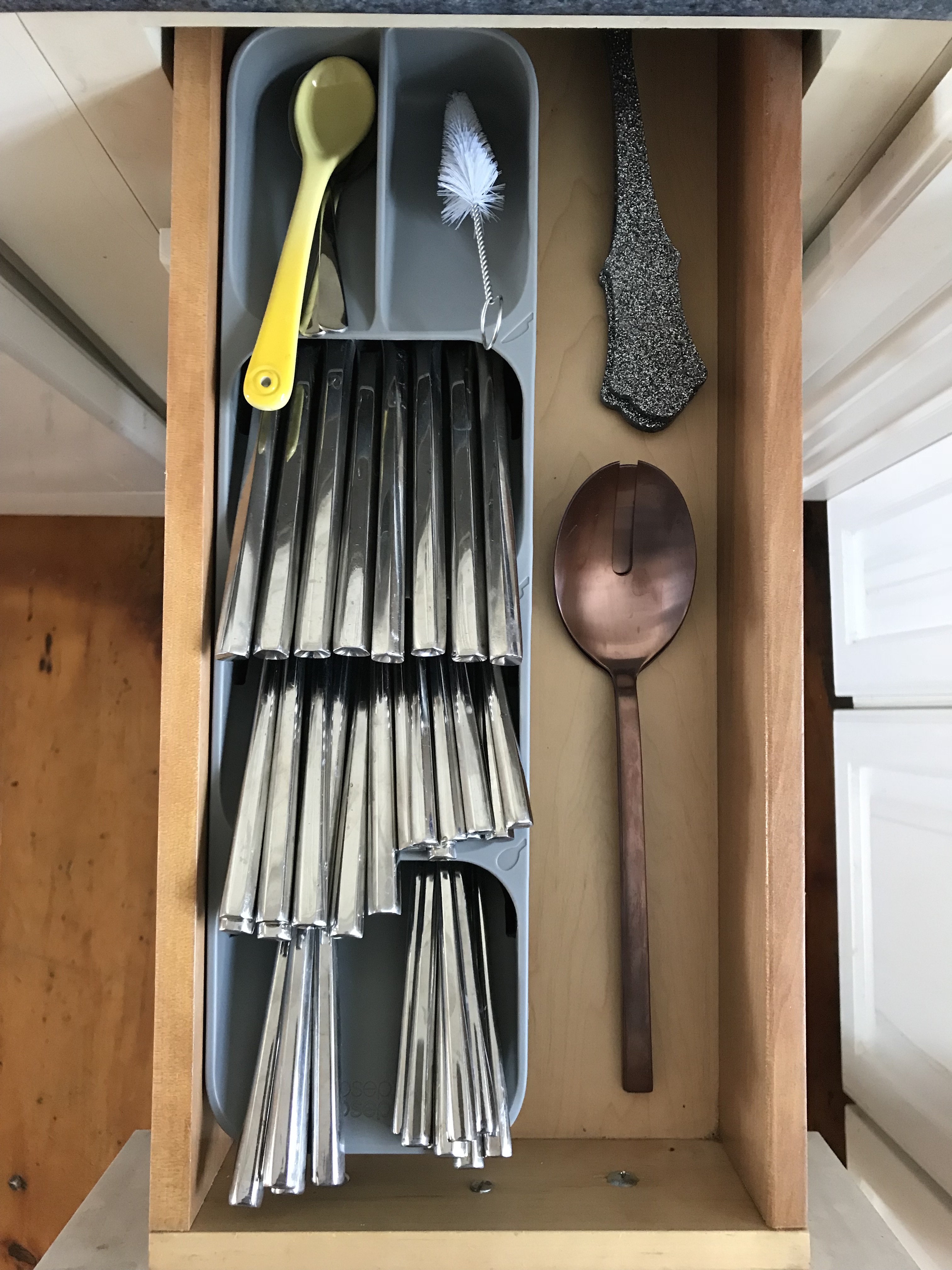 The 8 Most Brilliant Drawer Organizers On Amazon Apartment Therapy