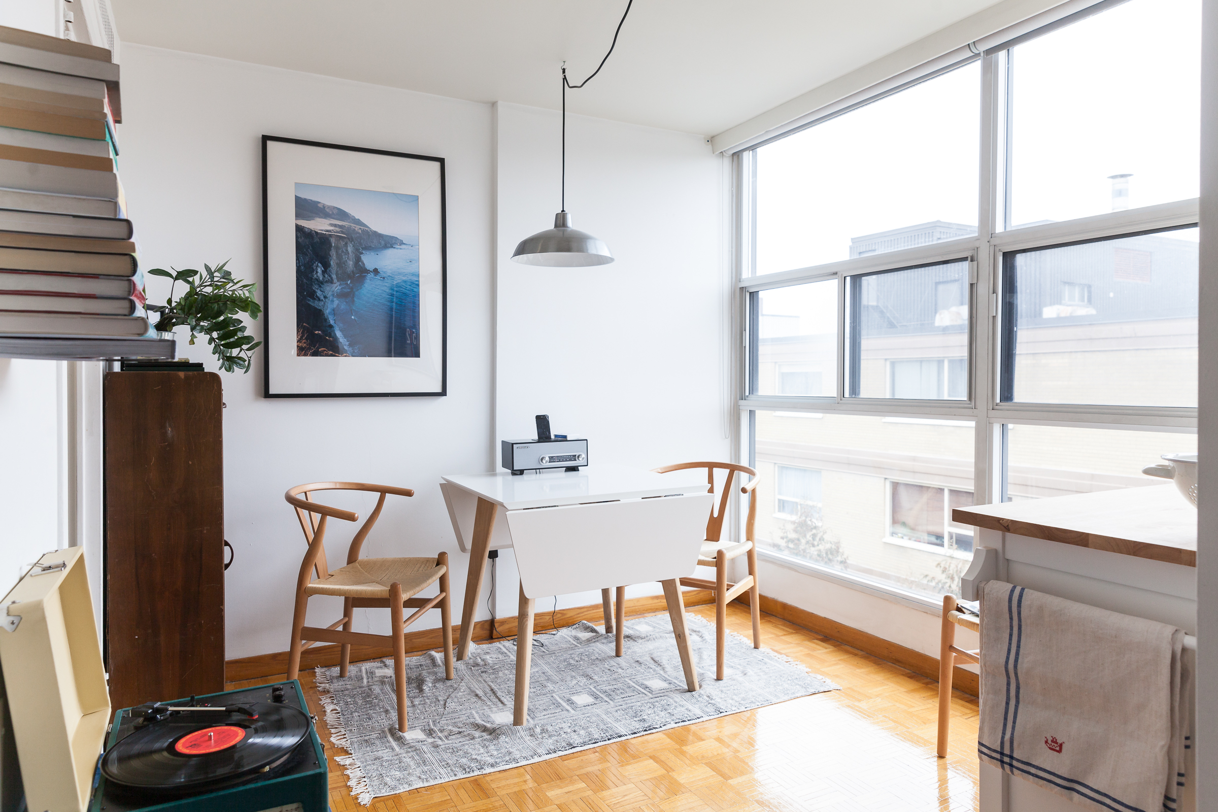 fold away table and chairs for small spaces