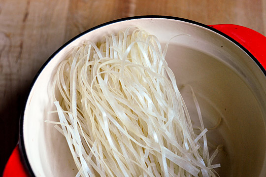 How to Cook Rice Noodles (Easy Step-by-Step Recipe) | Kitchn