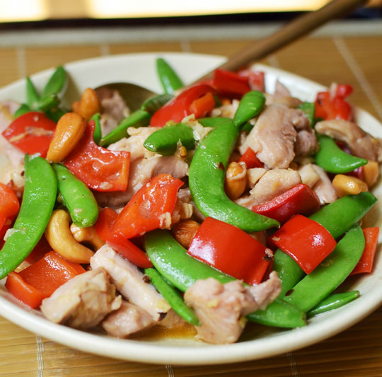 How To Stir-Fry Chicken and Cashews | Kitchn