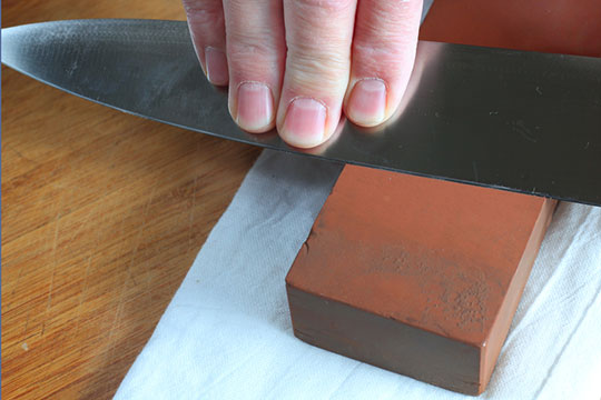 More Knife Sharpening Tips From Bob Kramer: How To Hone & Stone