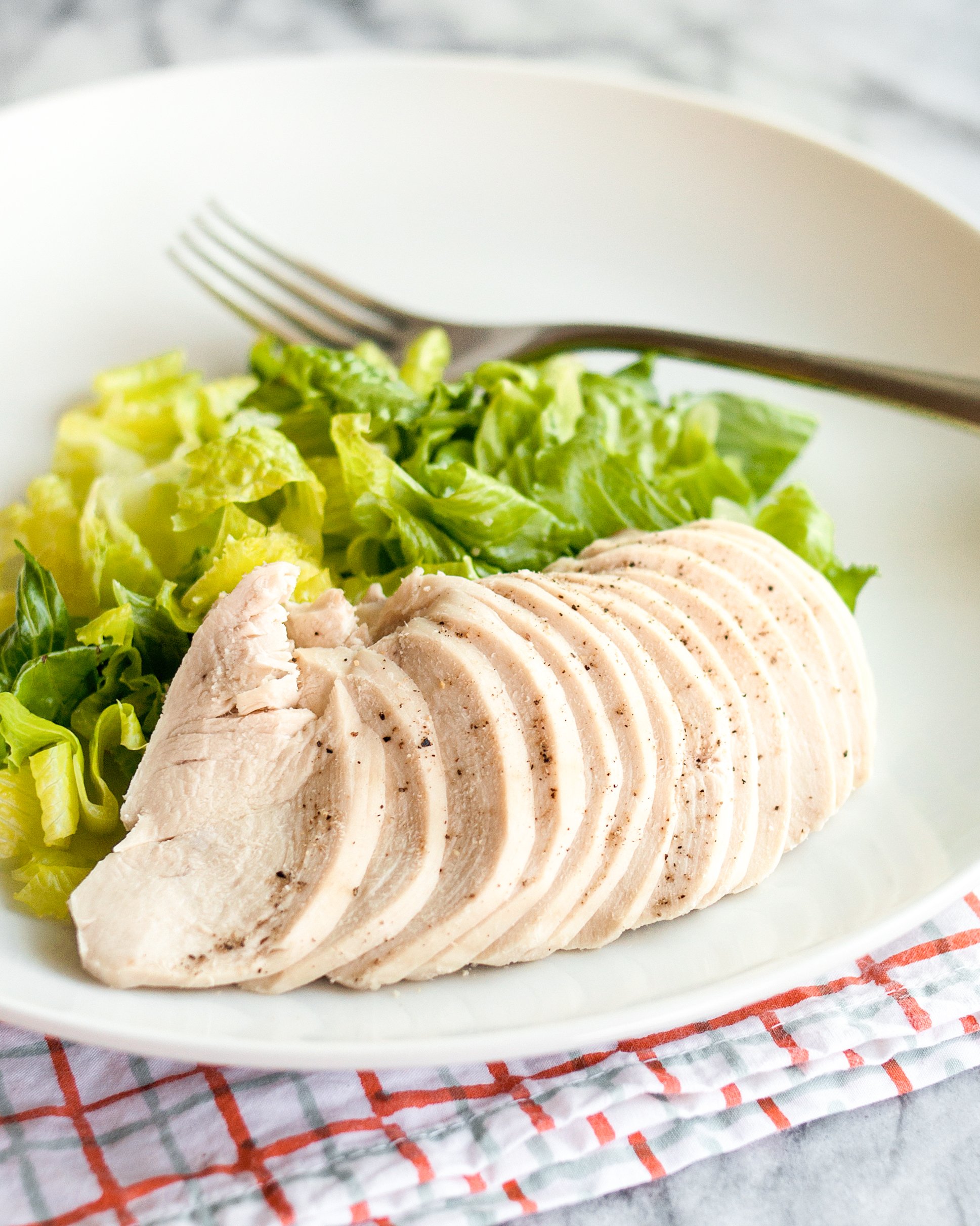 How Long To Boil A Chicken Breast - How Long To Boil Chicken Incl Whole Chicken Breasts More Tipbuzz / Turn the heat down to low.