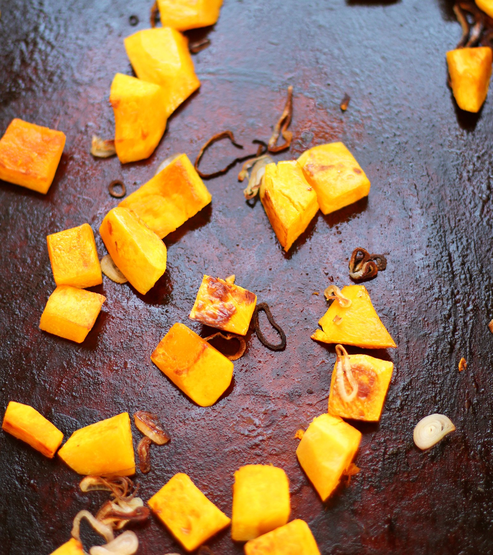 Is It Better to Roast Vegetables on Parchment, Foil or on Unlined Baking  Sheets?