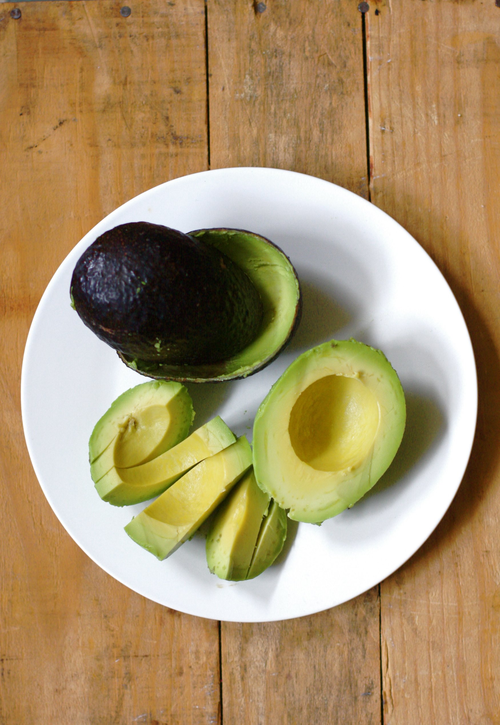 This is the best knife to use for cutting an avocado