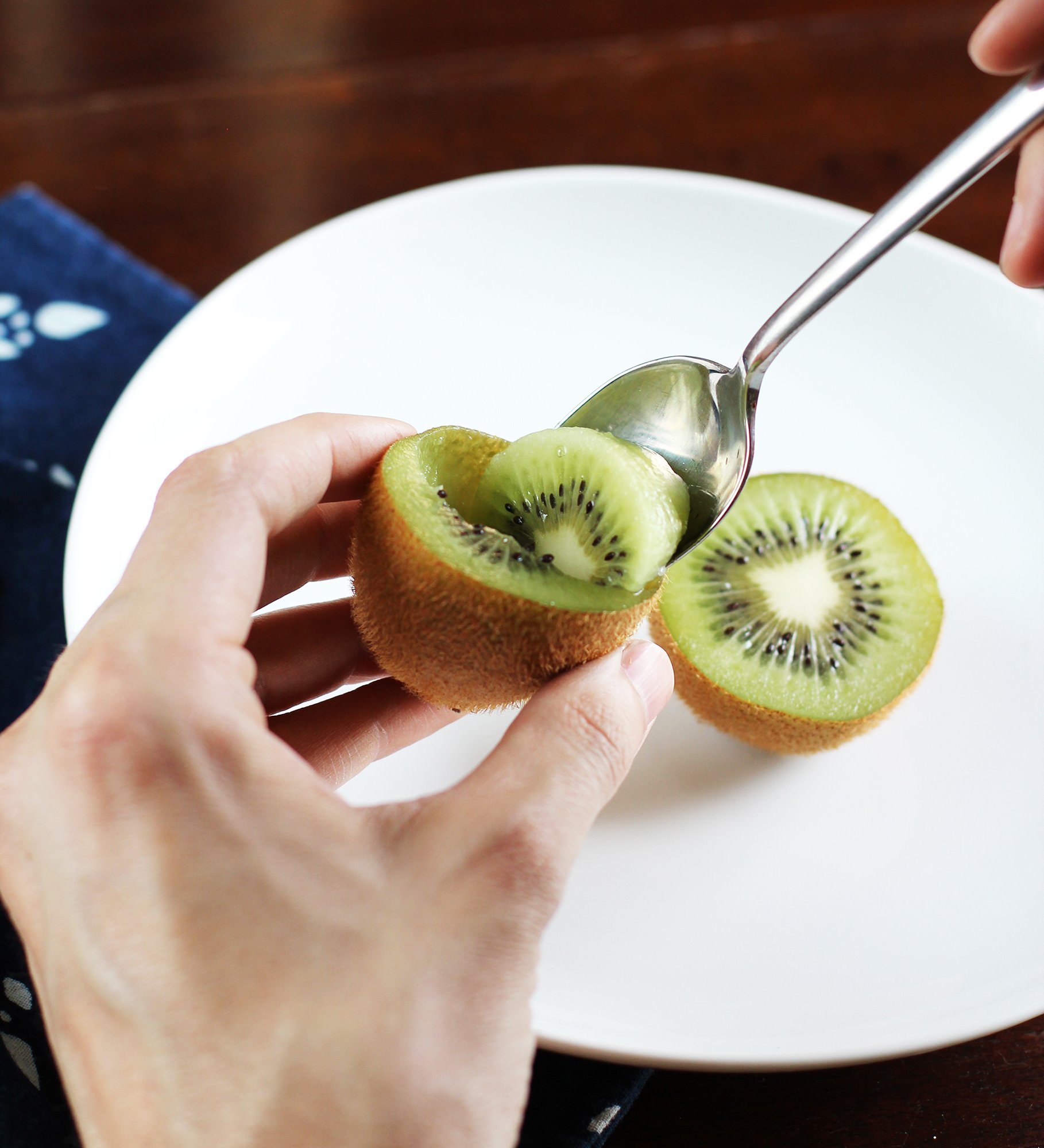 Did You Know You Can Eat a Kiwi With a Spoon? | The Kitchn