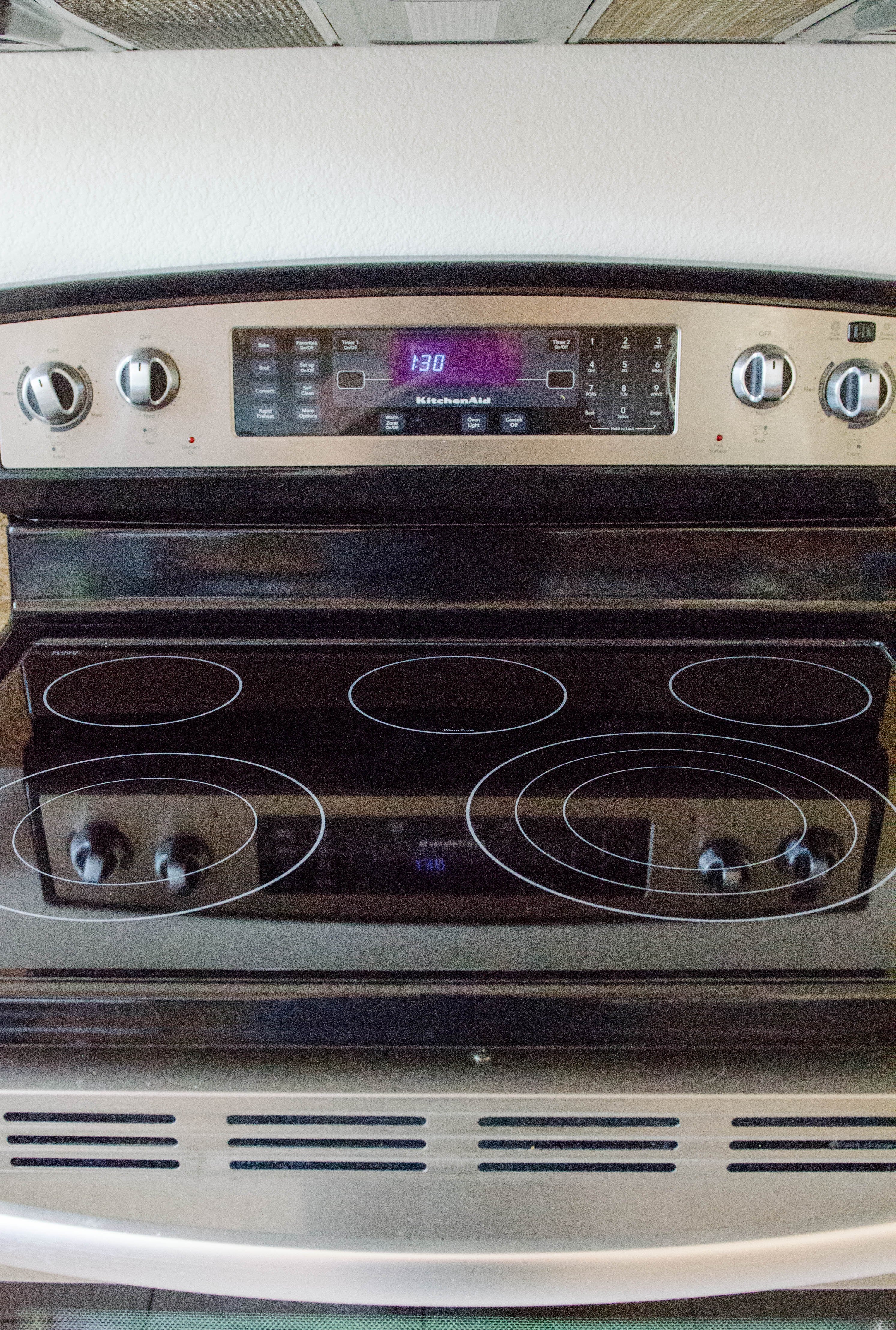 How to Clean a Glass Stovetop