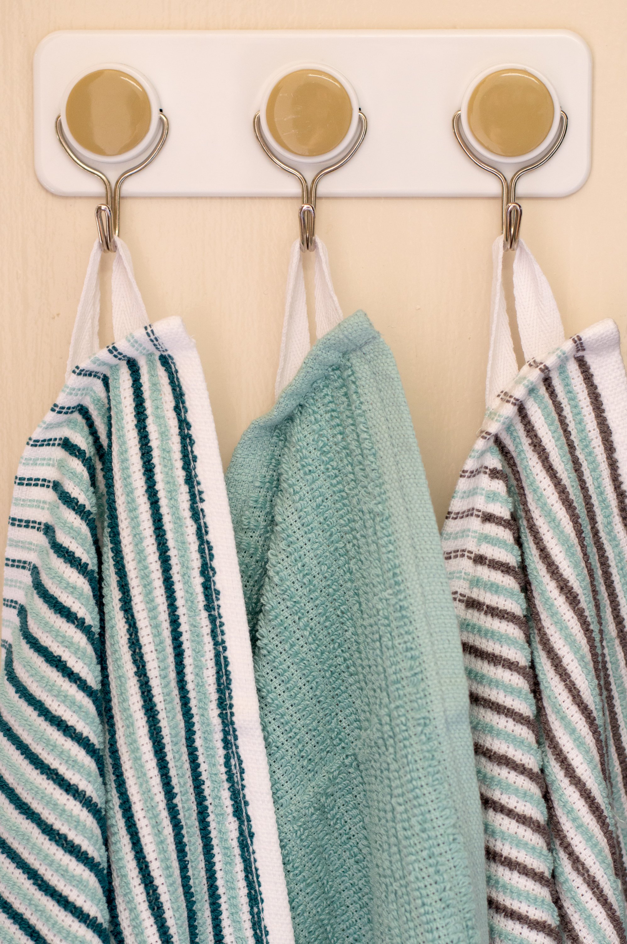 Stick This: Add a Hanging Loop to a Kitchen Towel