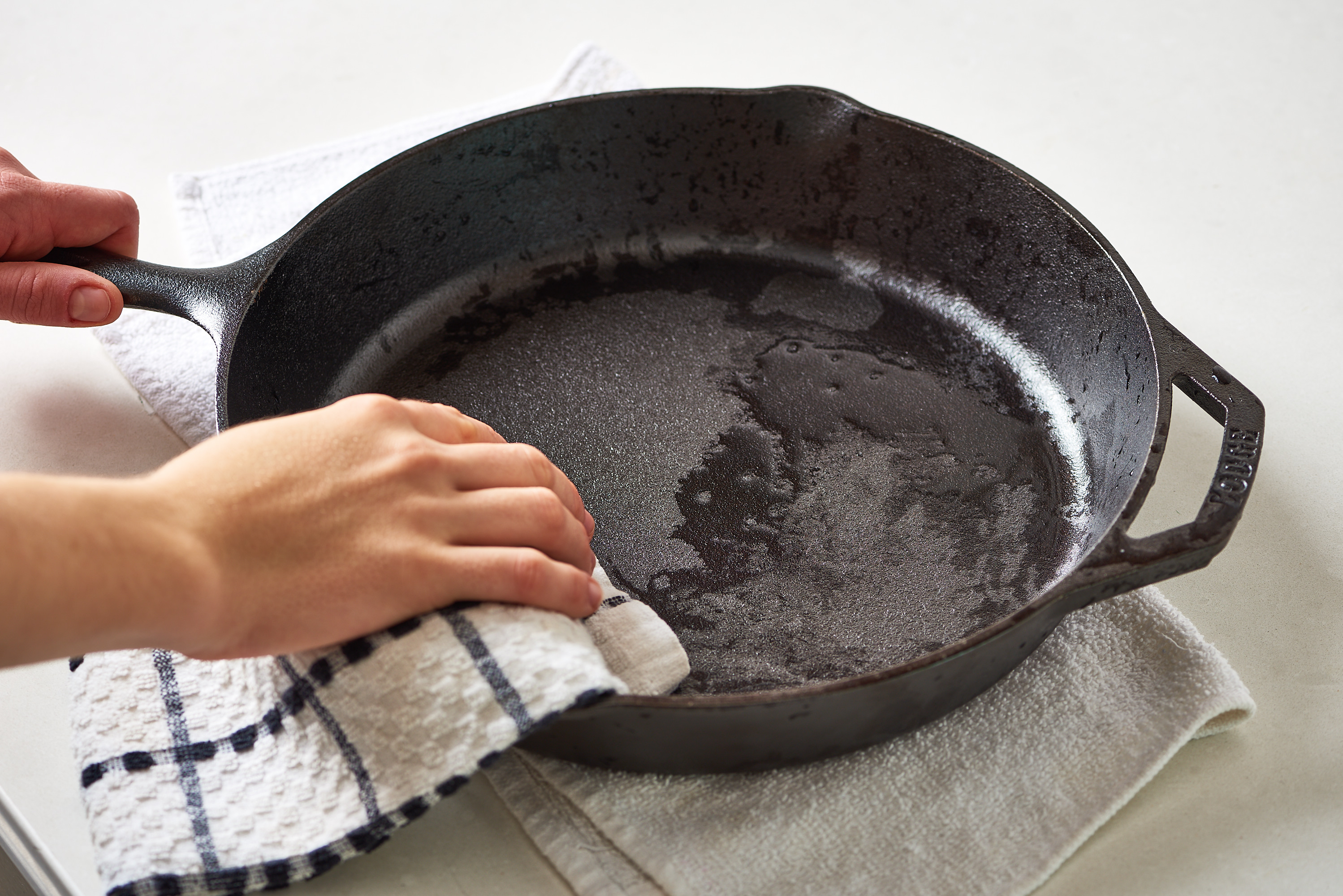 Cast Iron Skillet - Factory Seasoned