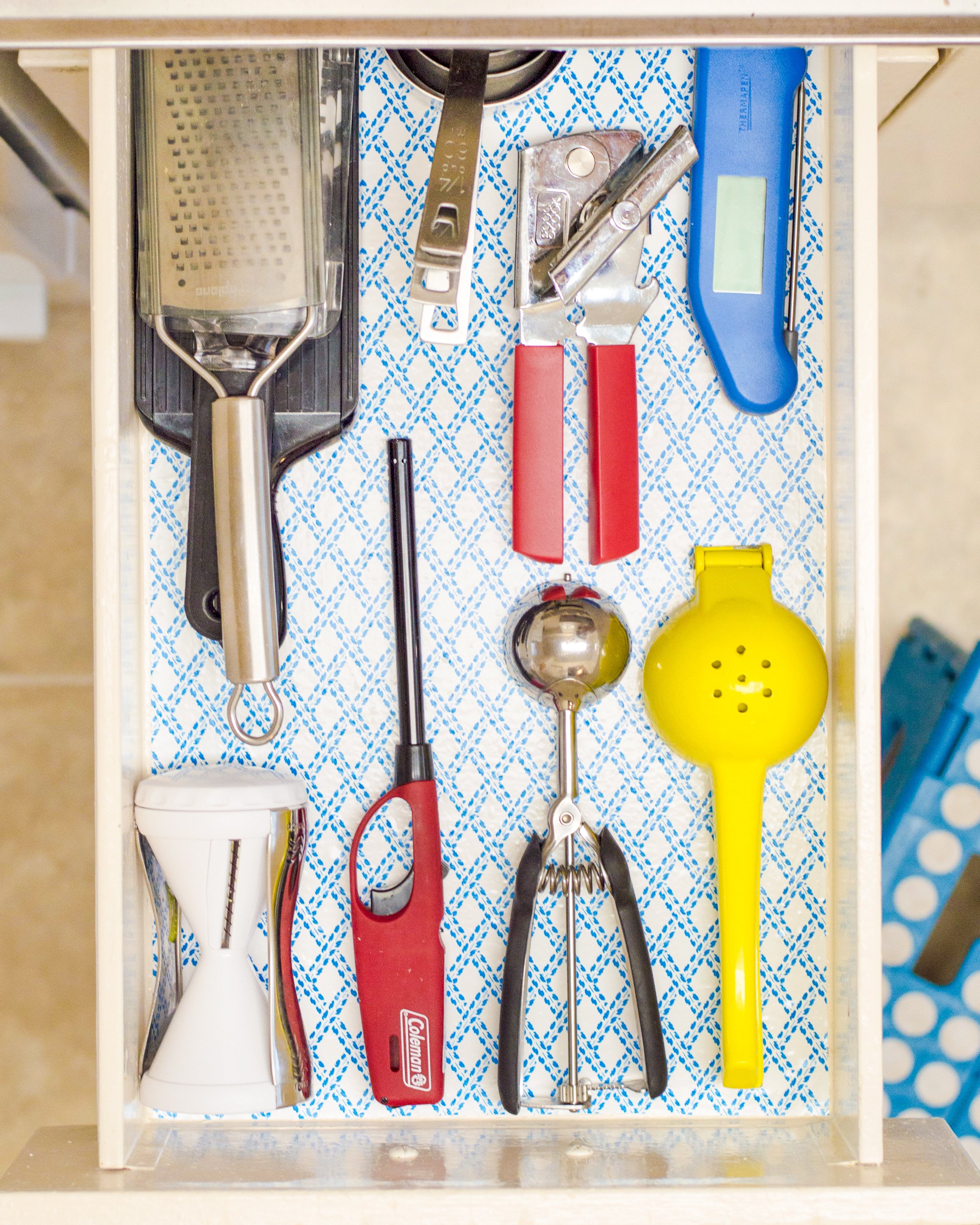 How To Line Kitchen Drawers & Shelves with Cheery Paper