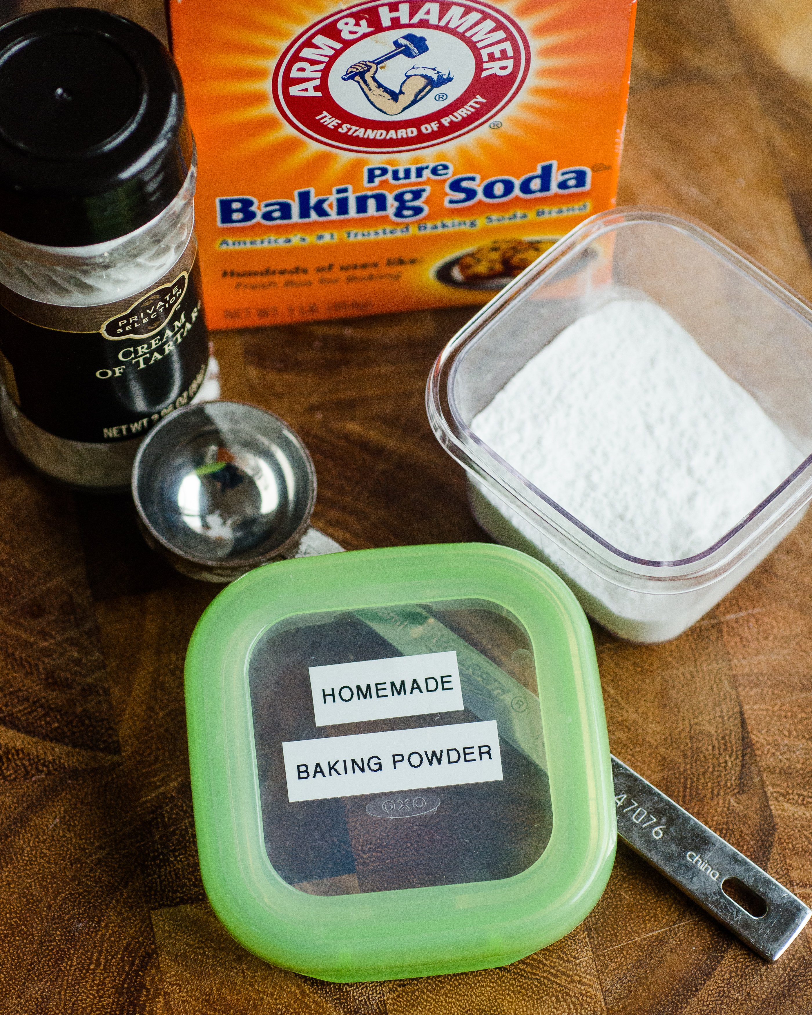 Baking Soda vs Baking Powder, What's the Difference? 