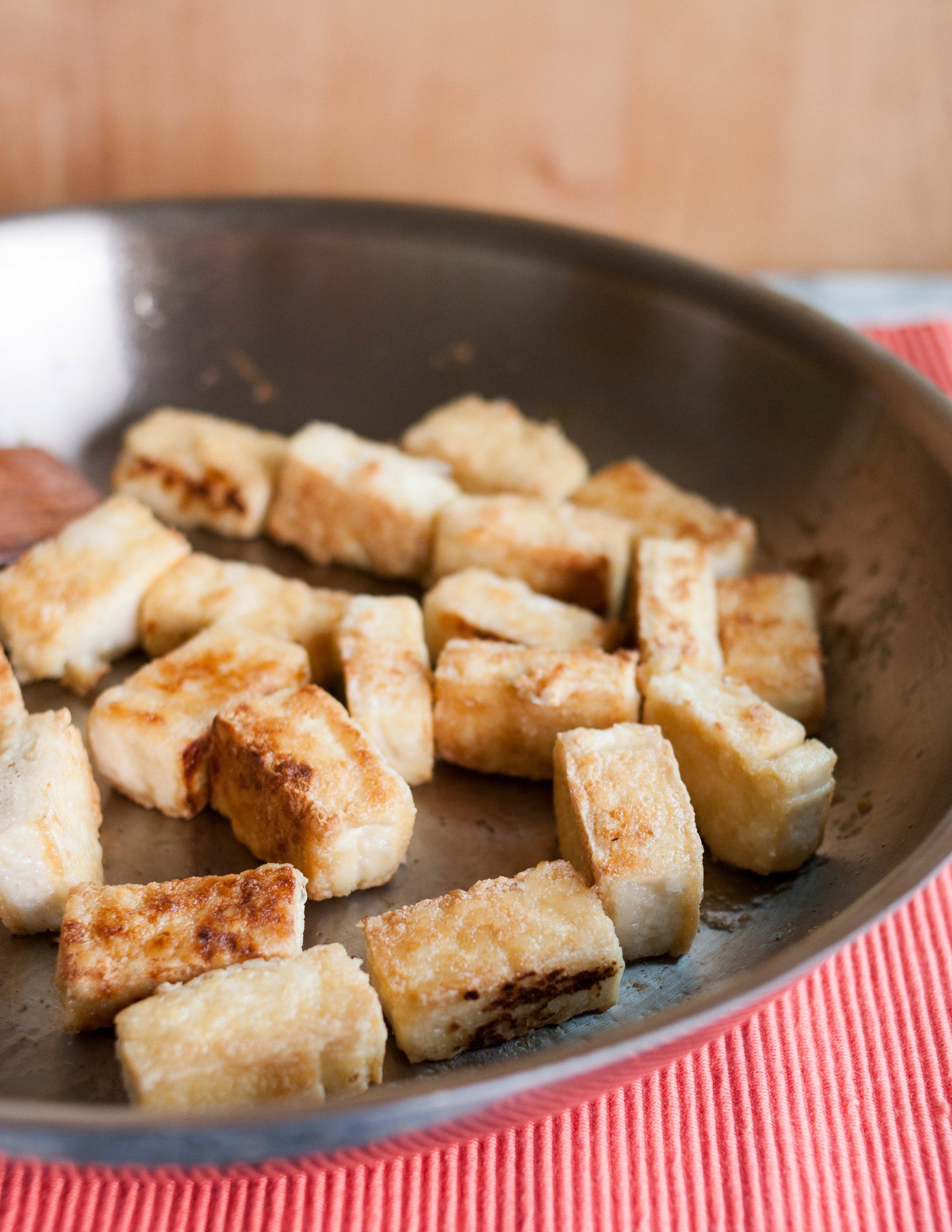 Wok vs. Frying Pan - Which is best for you?