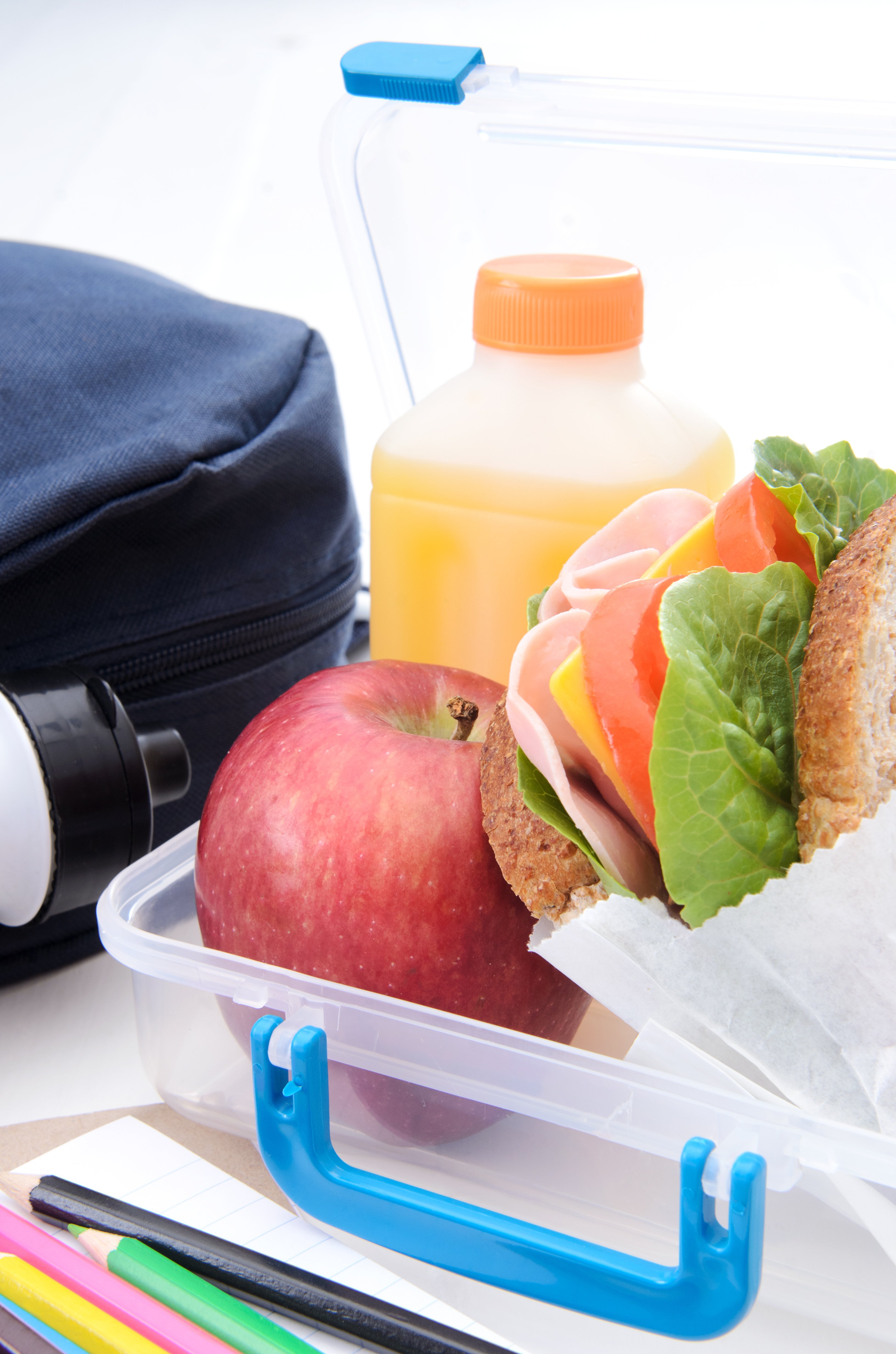 How to pack a safe lunch box