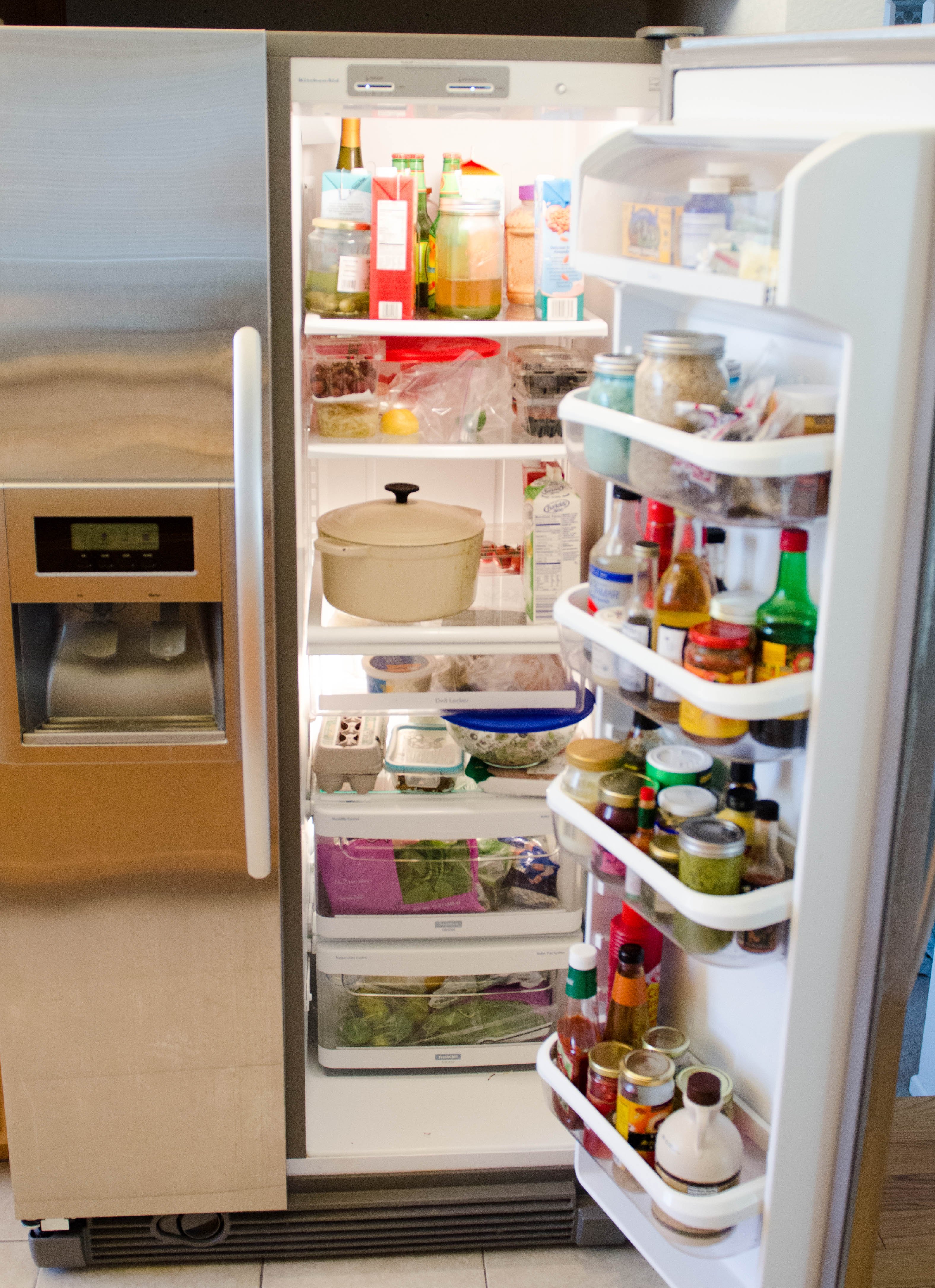 The Staples of an Organized Fridge