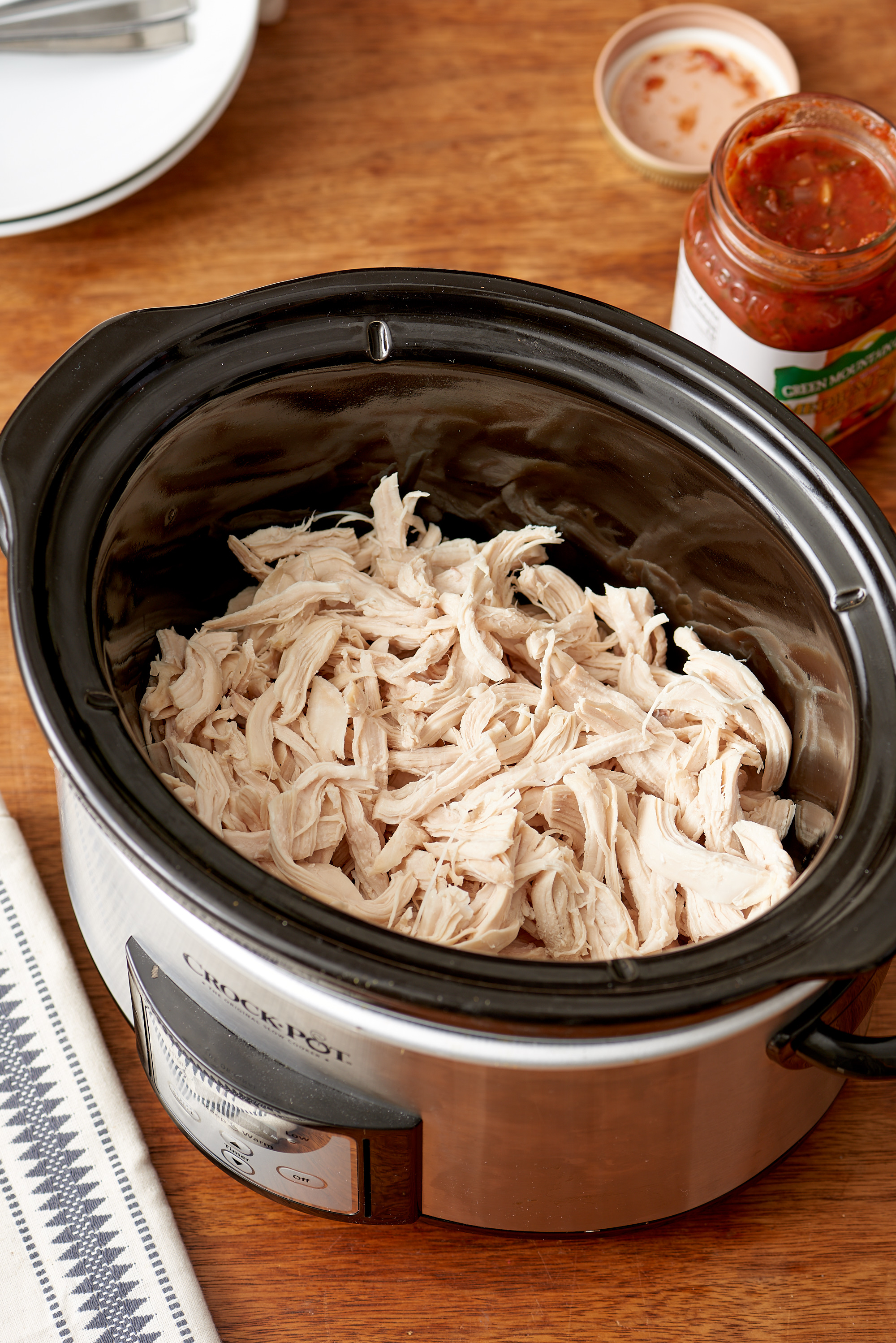 How To Make Easy Shredded Chicken In The Slow Cooker