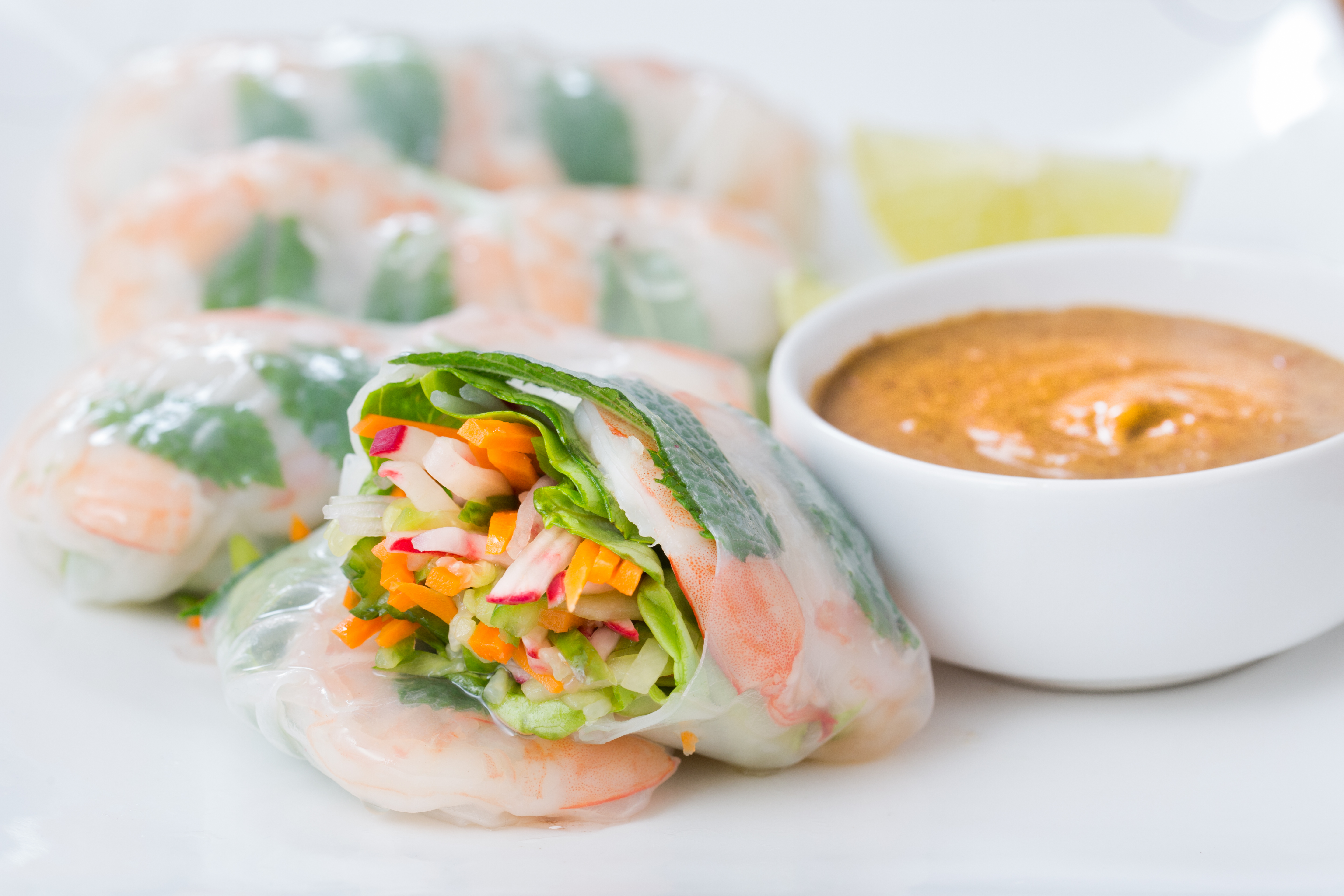 Fresh Summer Rolls (+ Dipping Sauces) - Alphafoodie