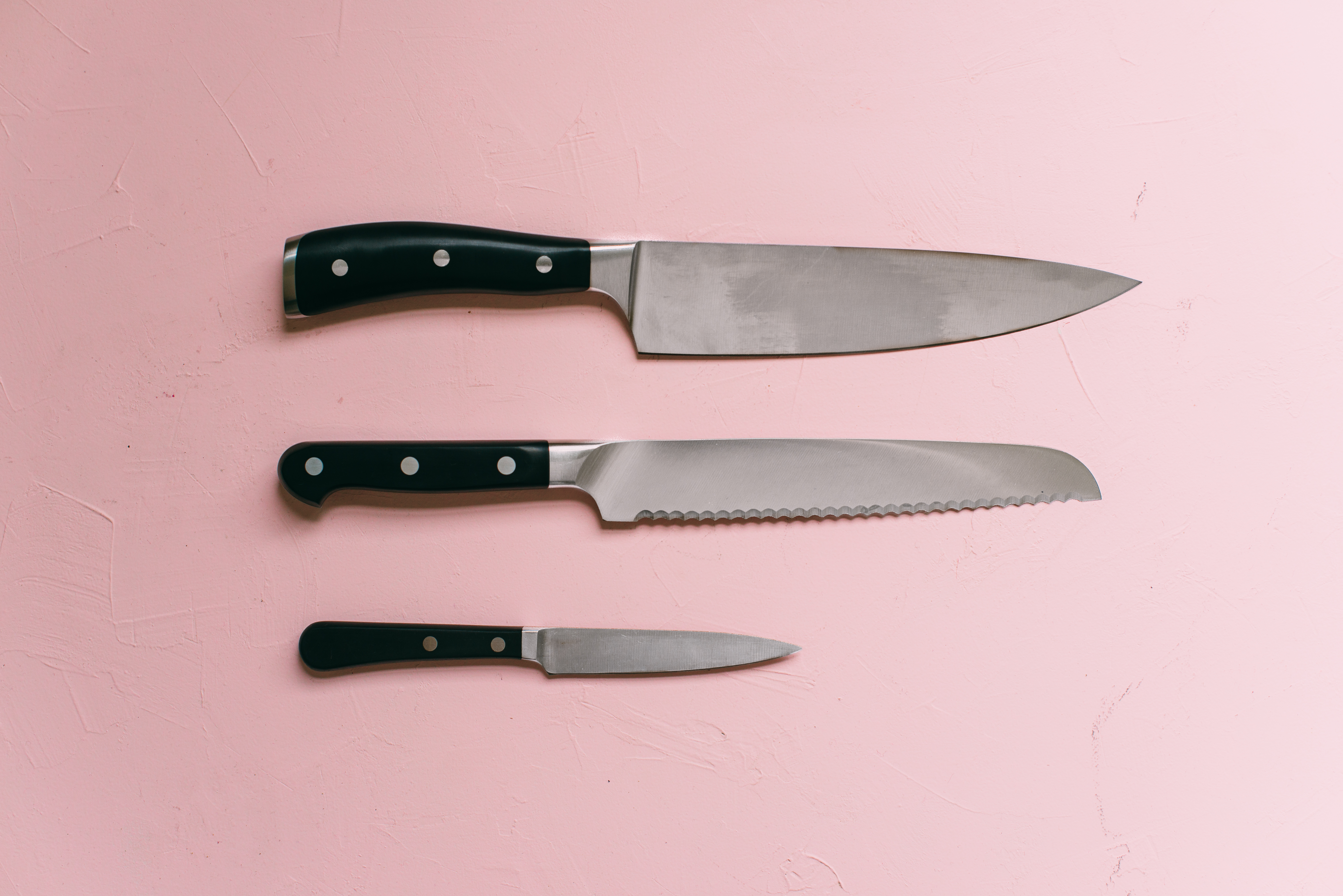 7 Knives Every Home Cook Needs in Their Kitchen