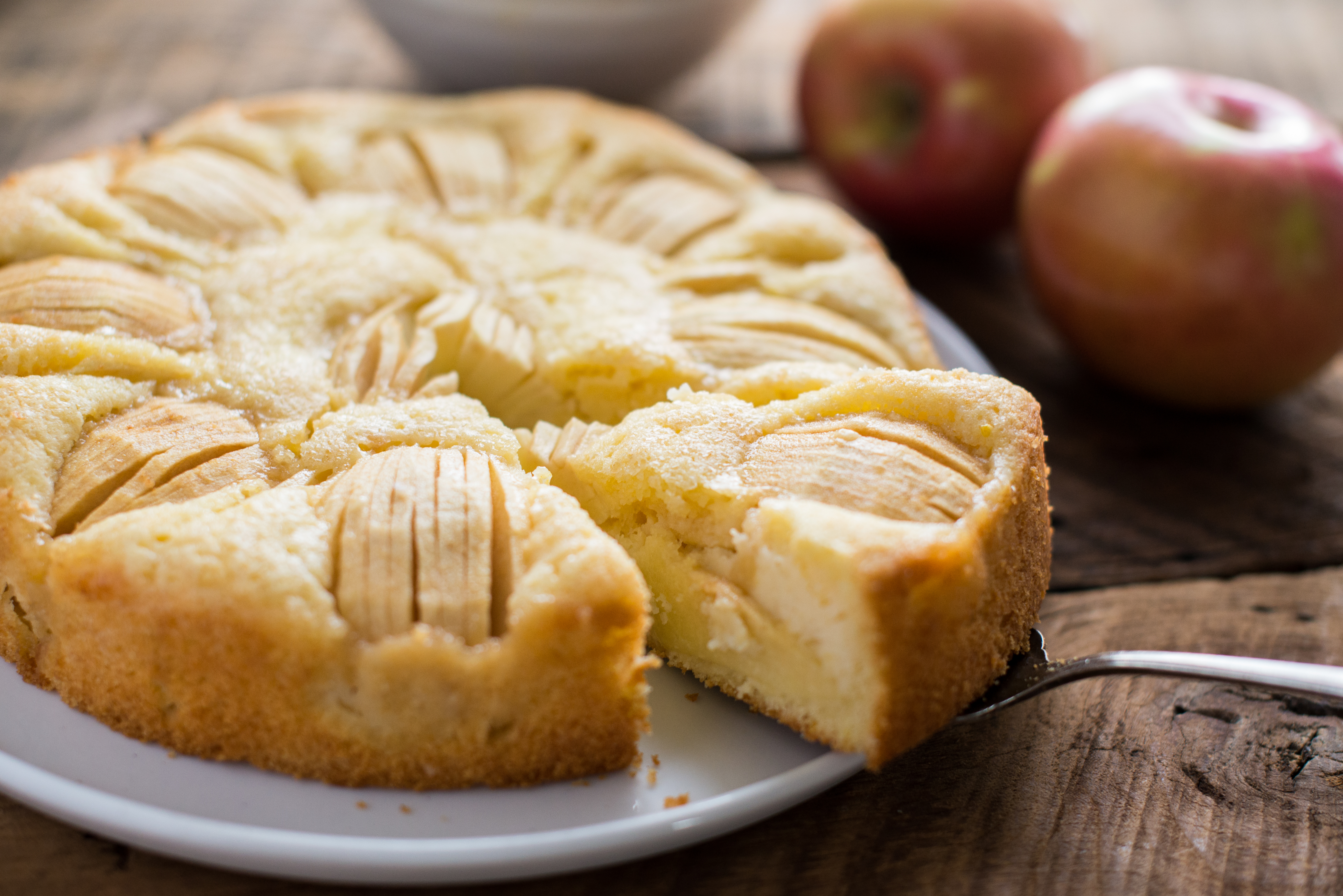 The BEST Cinnamon Apple Cake - Sweetest Menu