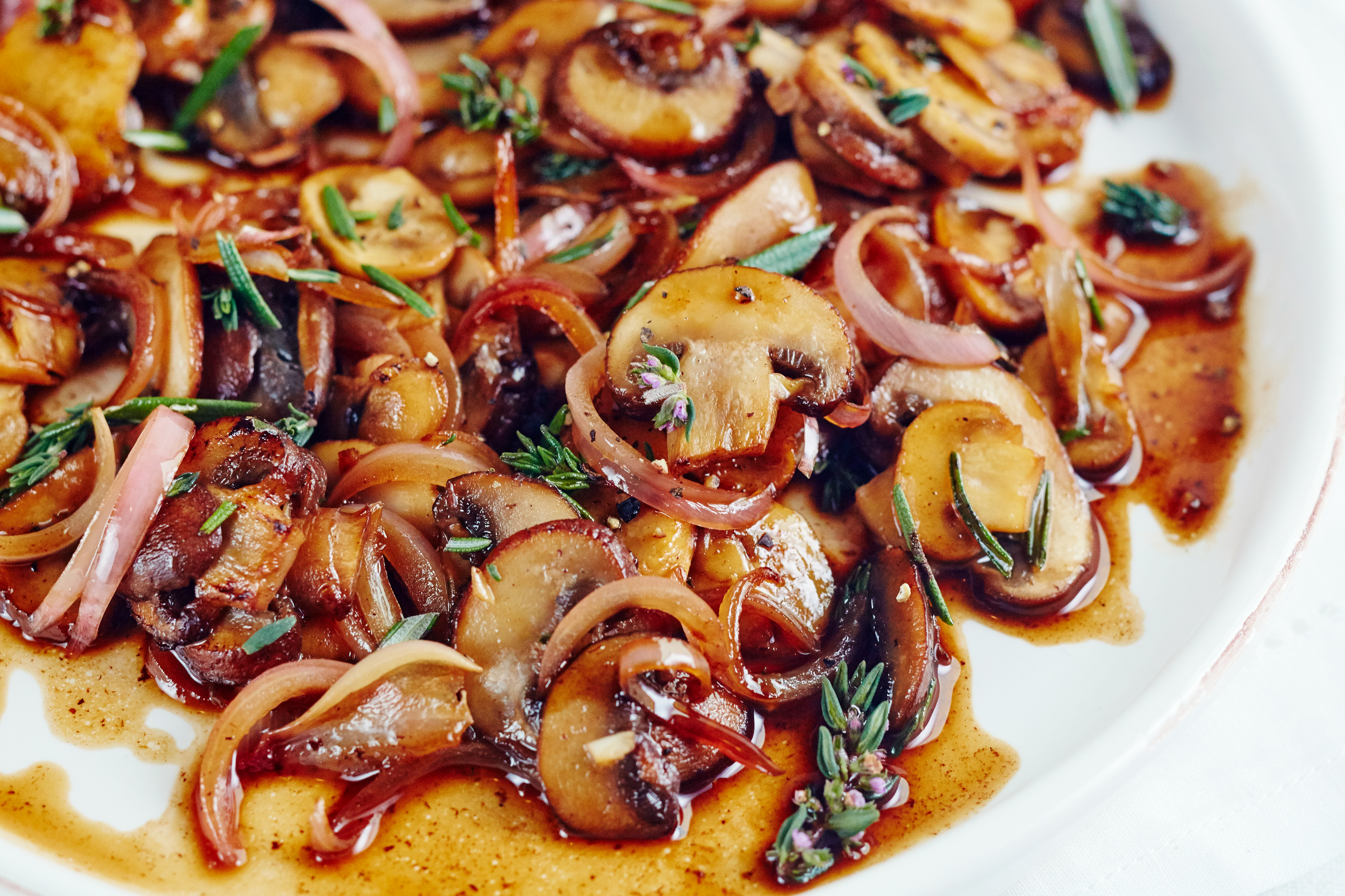 Balsamic Shallot Mushrooms