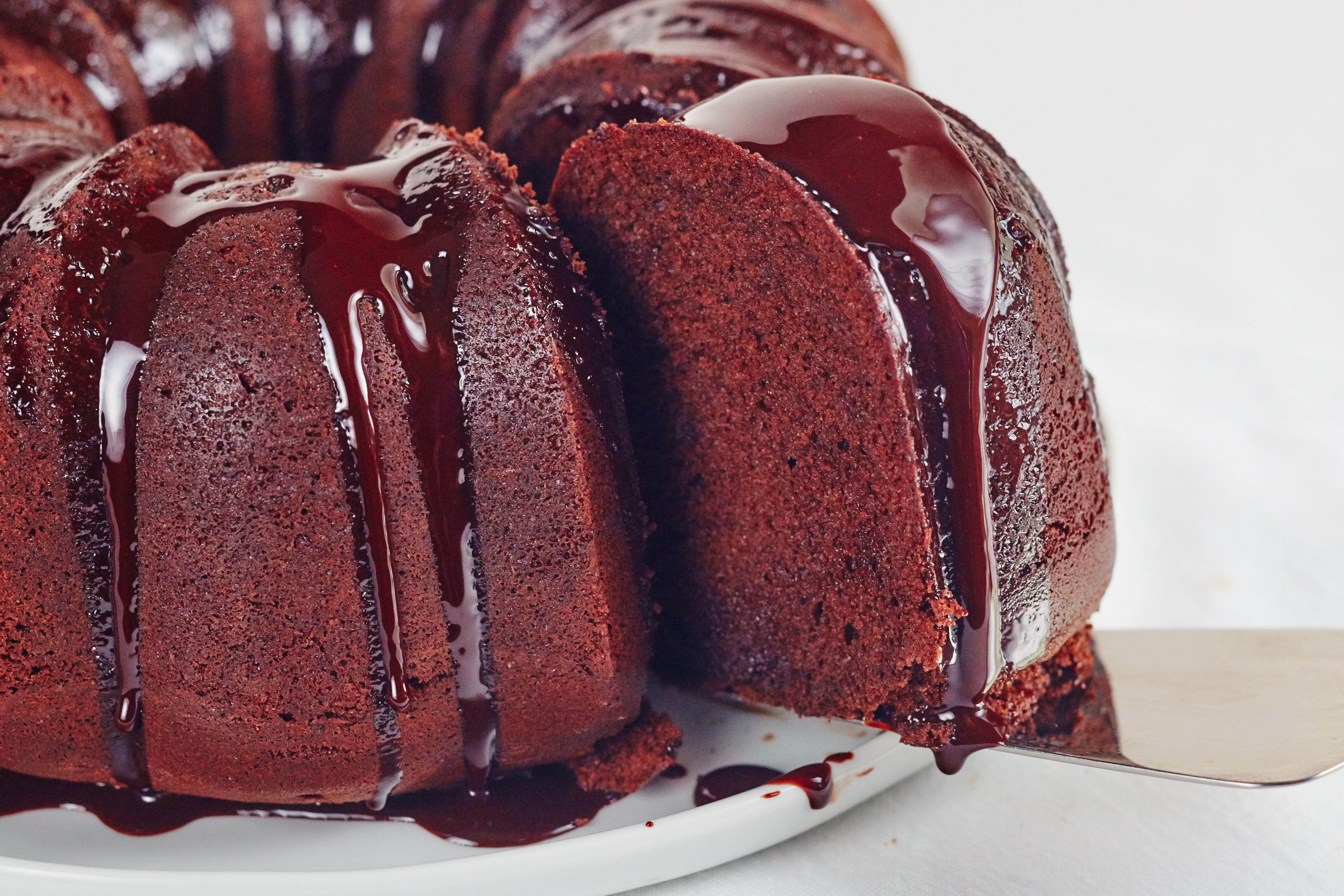 The Best Chocolate Bundt Cake - Crunchy Creamy Sweet