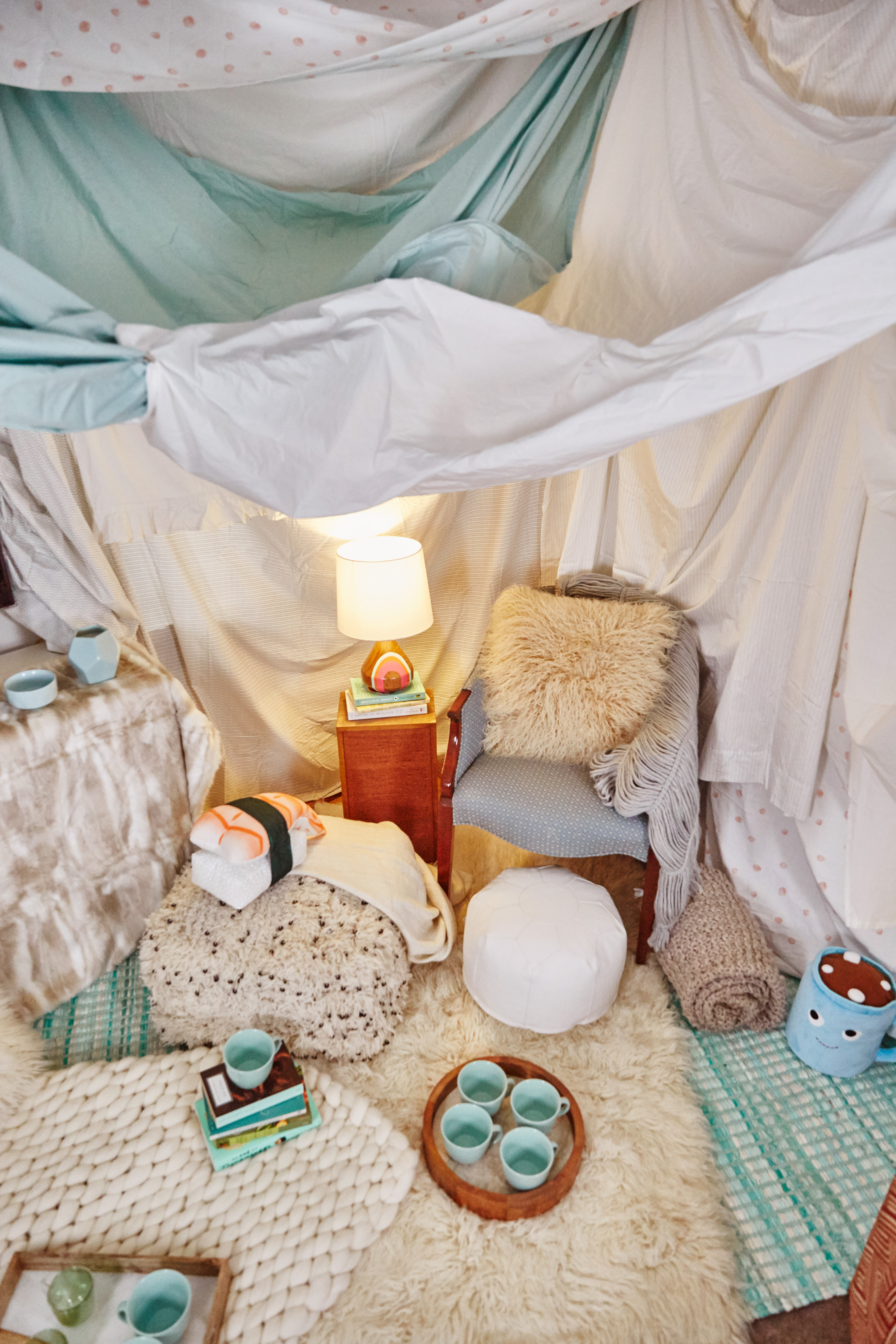 An Interior Designer S Tips For Building An Awesome Indoor Fort