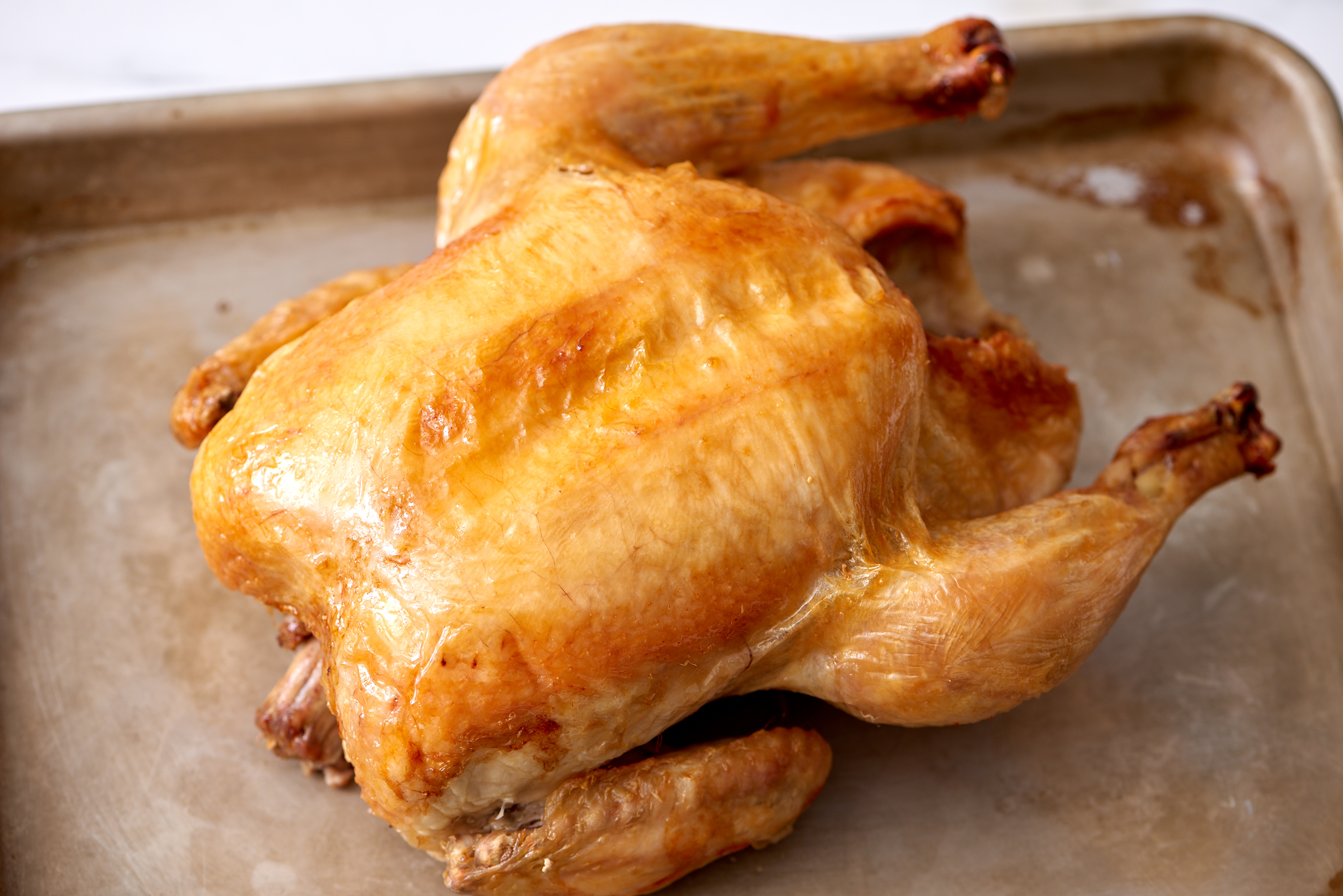 How to Pick the Juiciest Rotisserie Chicken at the Grocery Store