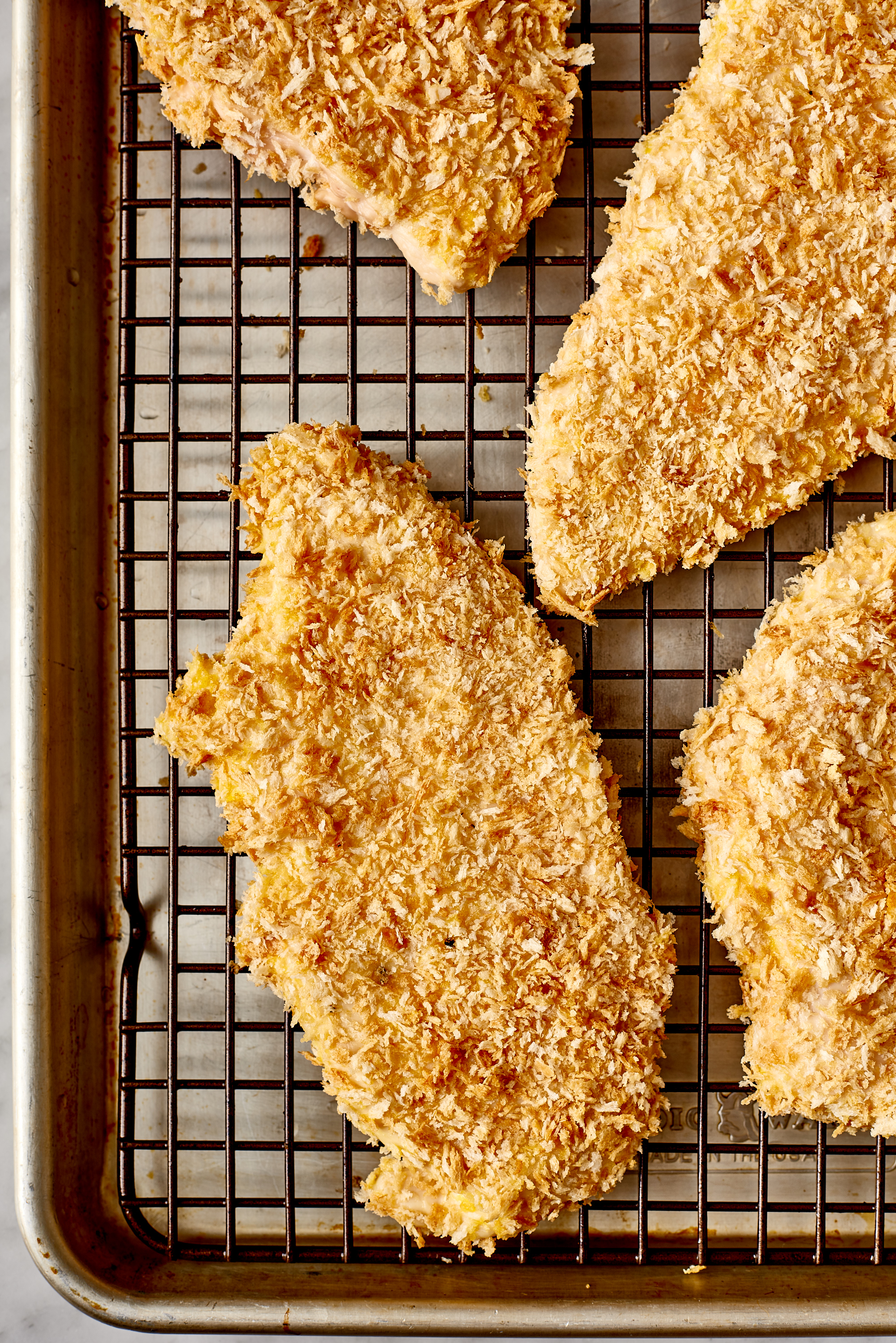 How To Bake Crispy Juicy Chicken In The Oven Kitchn