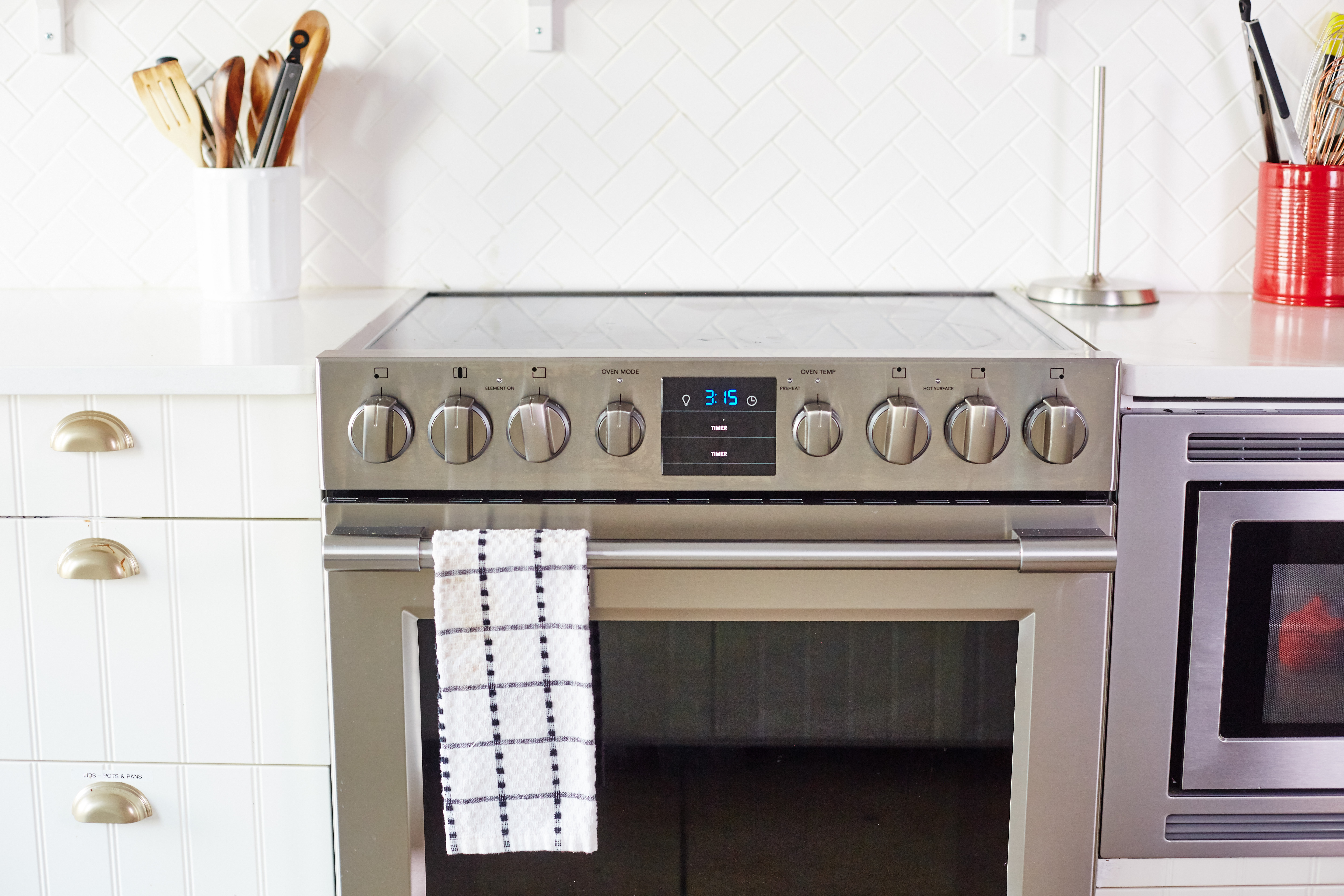 Here S What That Drawer Under Your Oven Is Actually For Kitchn