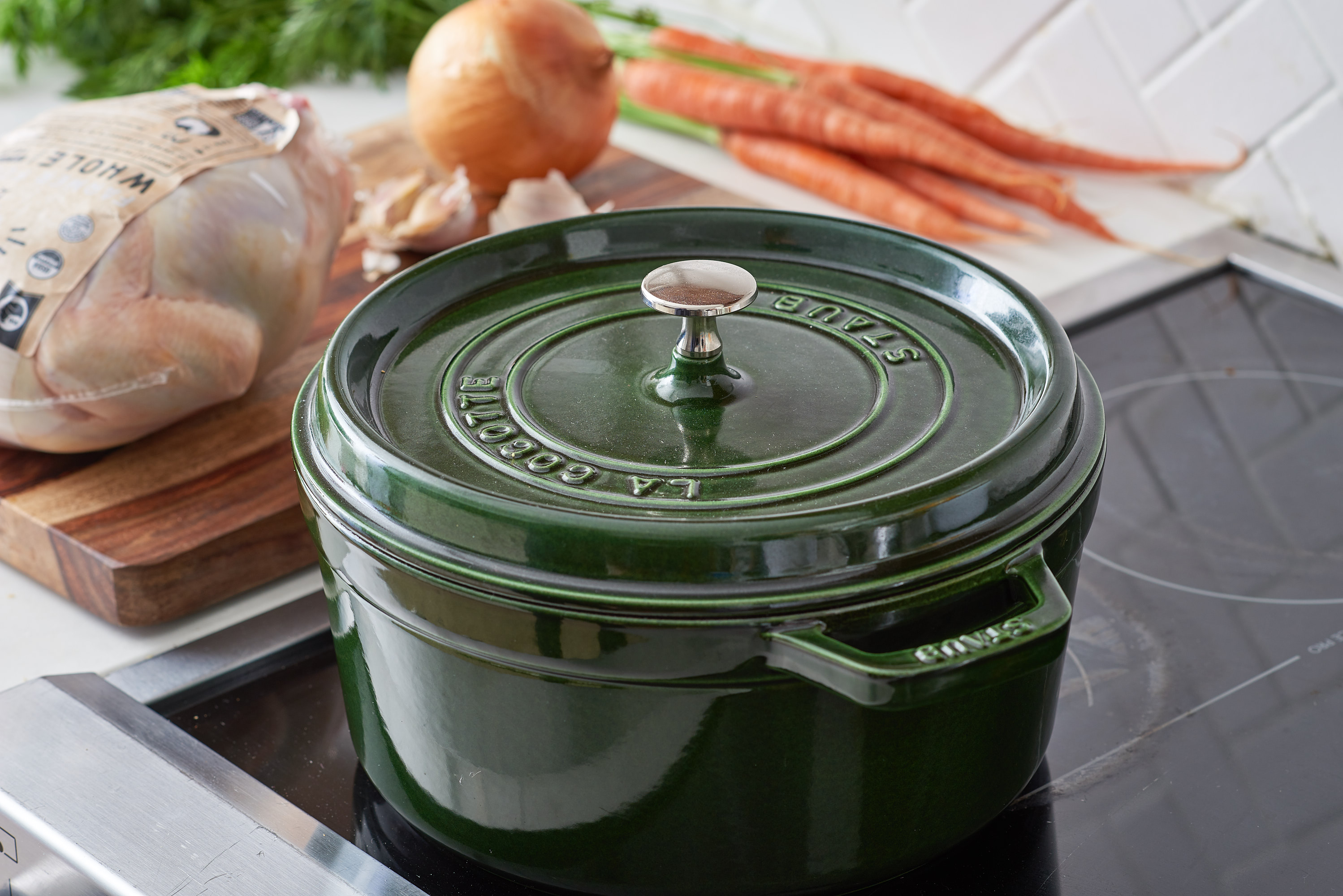 What is a Dutch oven? Top tips for this BBQ must-have!